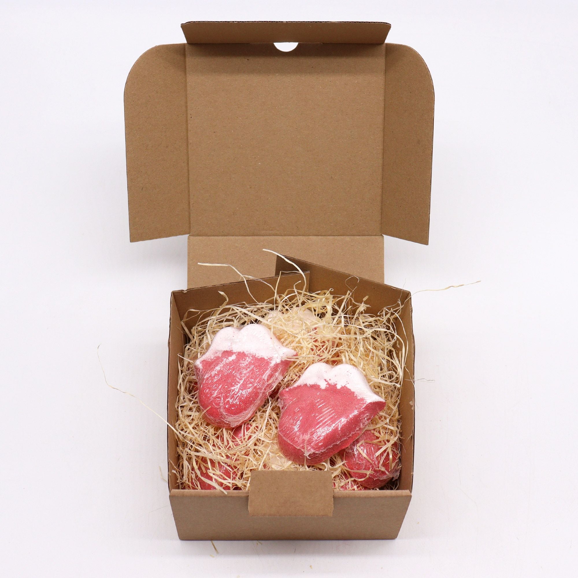 Lips Bath Bomb 60g with Raspberry and Pomegranate Aroma Delight
