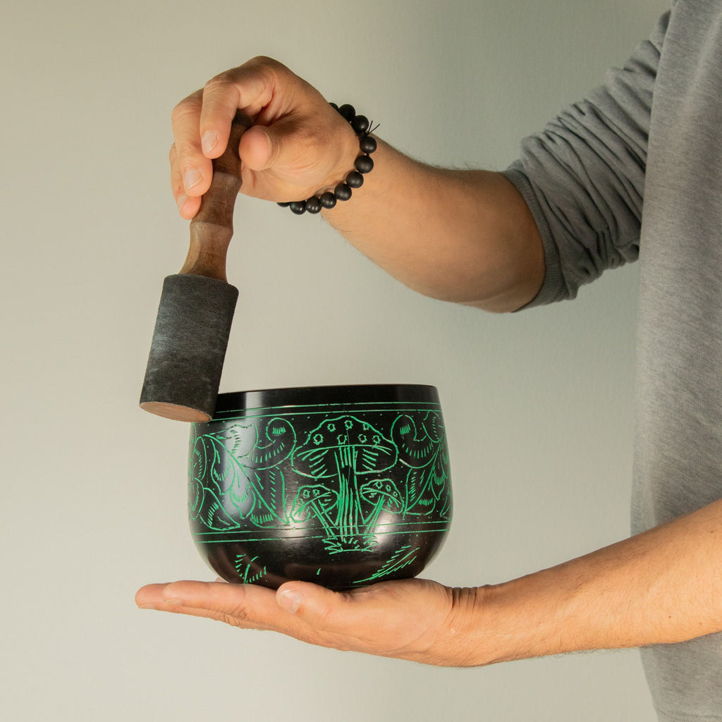 Magic Mushroom Cauldron Singing Bowl in Green 15cm for Relaxation
