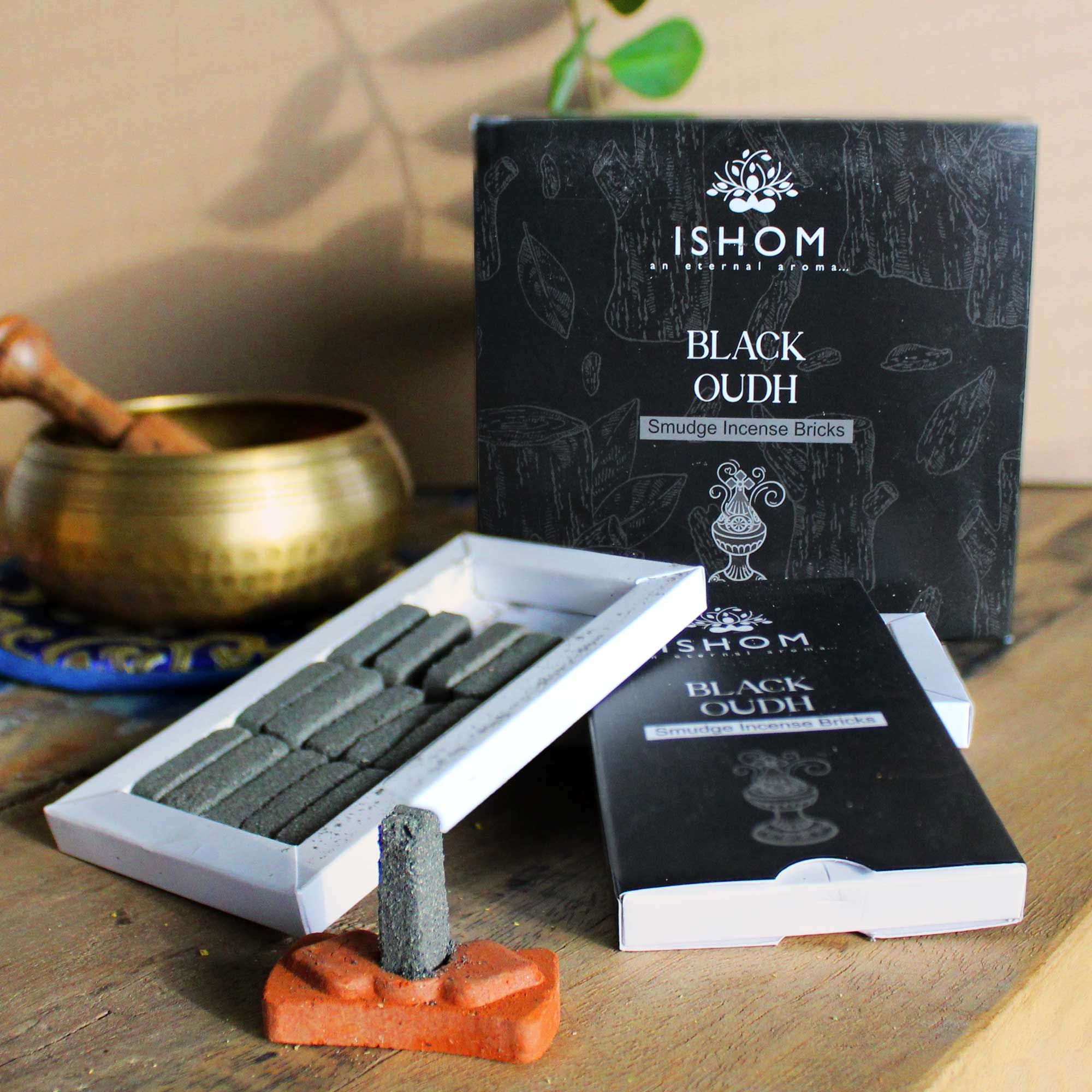 Pack of 15 Natural Incense Smudge Bricks and Burner Black Wood
