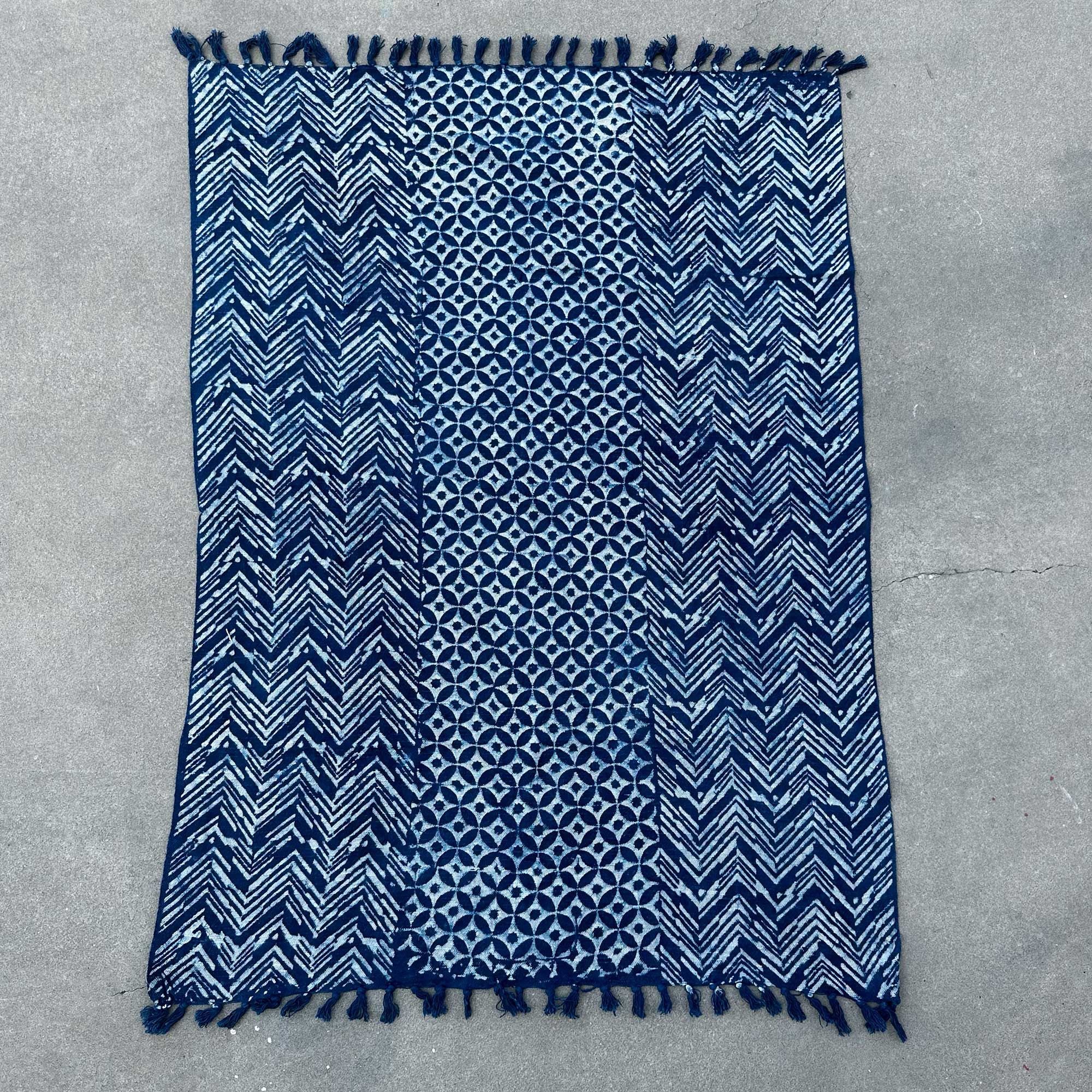 Handmade Indigo Throw with Namoona Waves Pattern 170x120cm