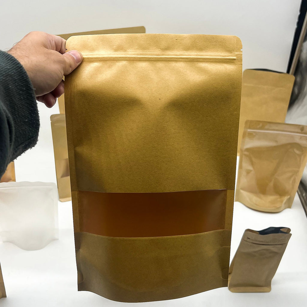 Kraft Window Bag 20x30cm for Creative Gift Packaging Solutions