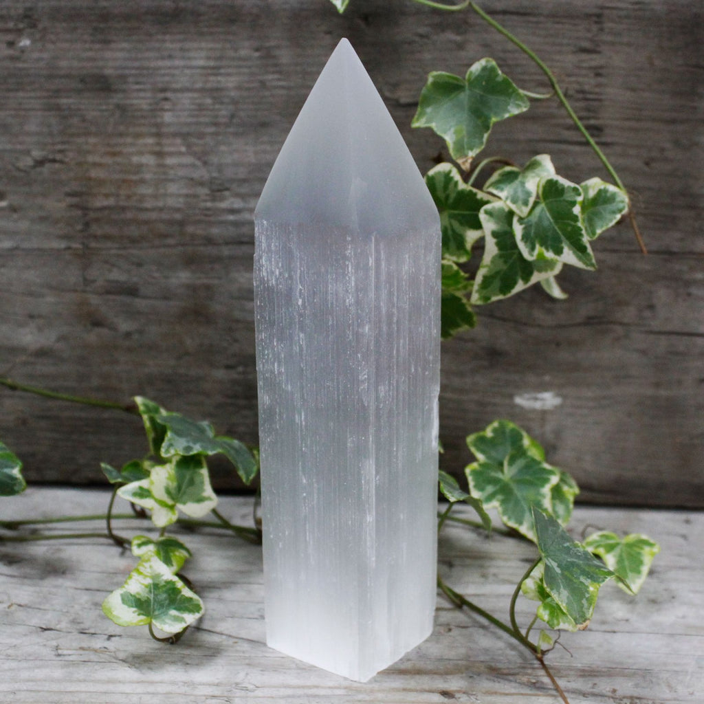 Selenite Pencil Point Tower Unique 20 cm Crystal Home Decor Piece