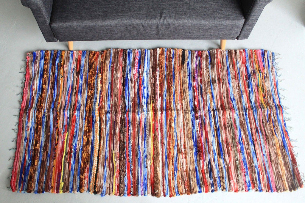 Large Velvet Rug 105x185cm for Stylish Home Decor Comfort