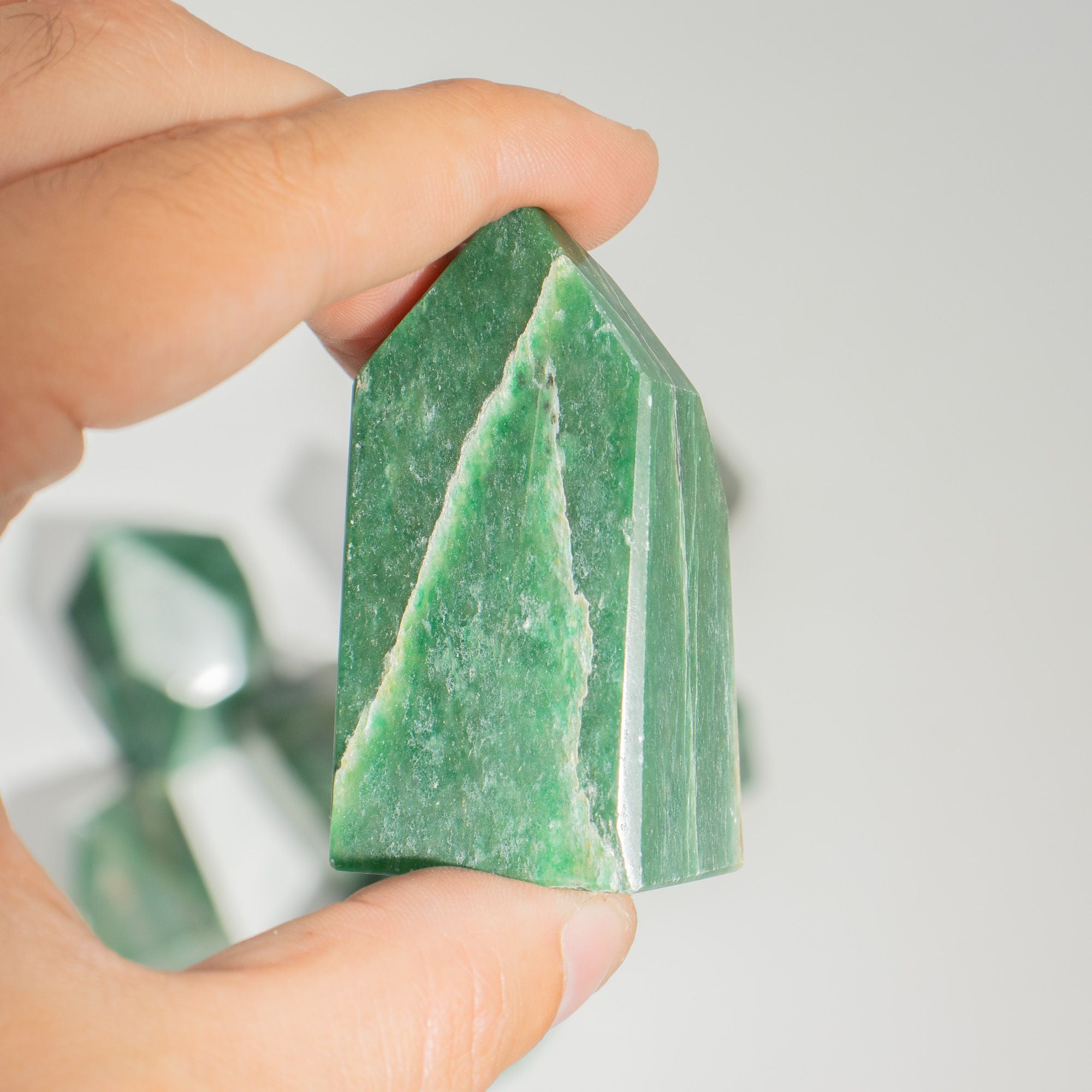 Indian Jade Gemstone Points Approx 6cm Elegant Decorative Crystals
