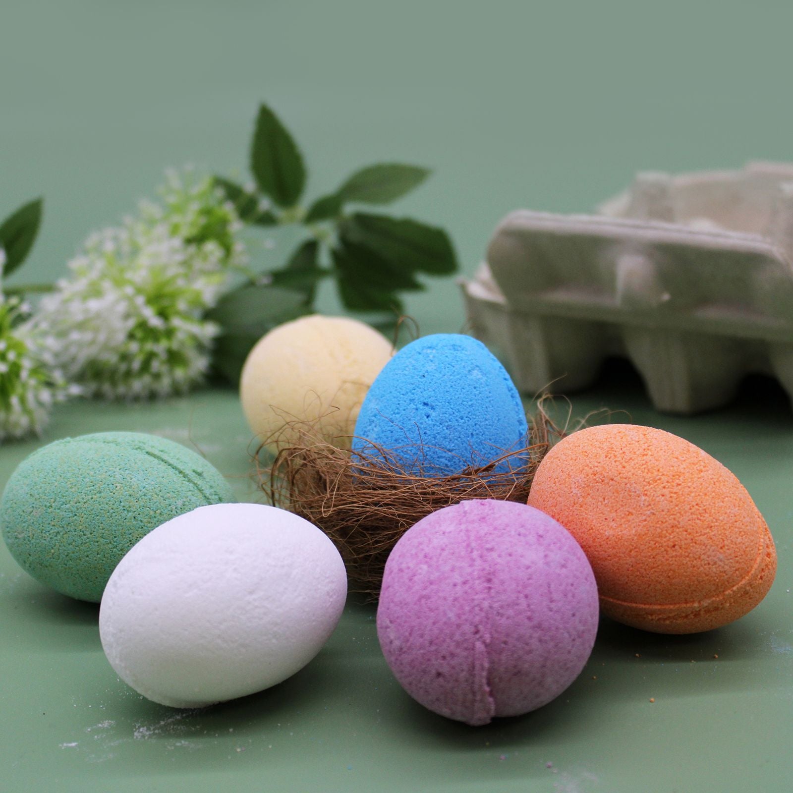 6 Fun Banana Scented Bath Eggs in a Tray for Enjoyable Relaxing Baths