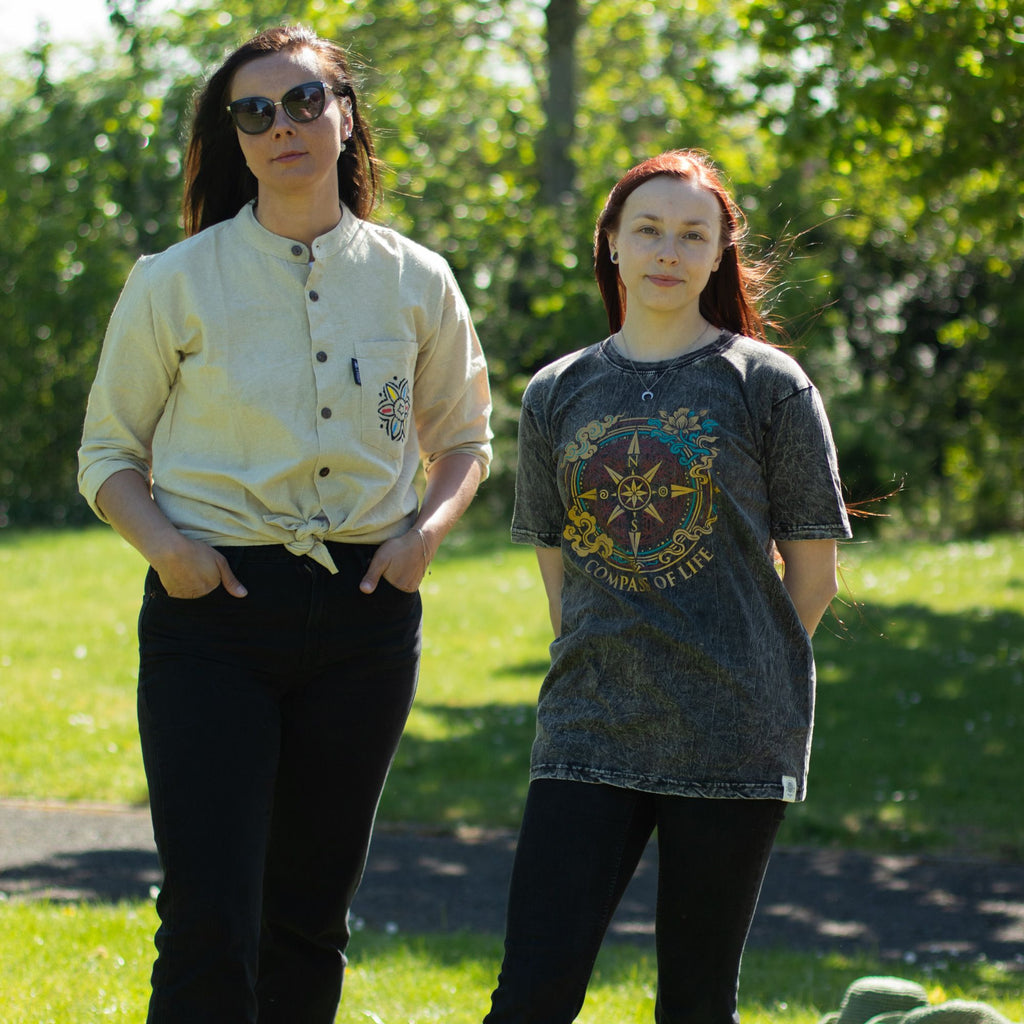 Nomad Sari Stonewashed Cotton T Shirt with Compass Design Charcoal