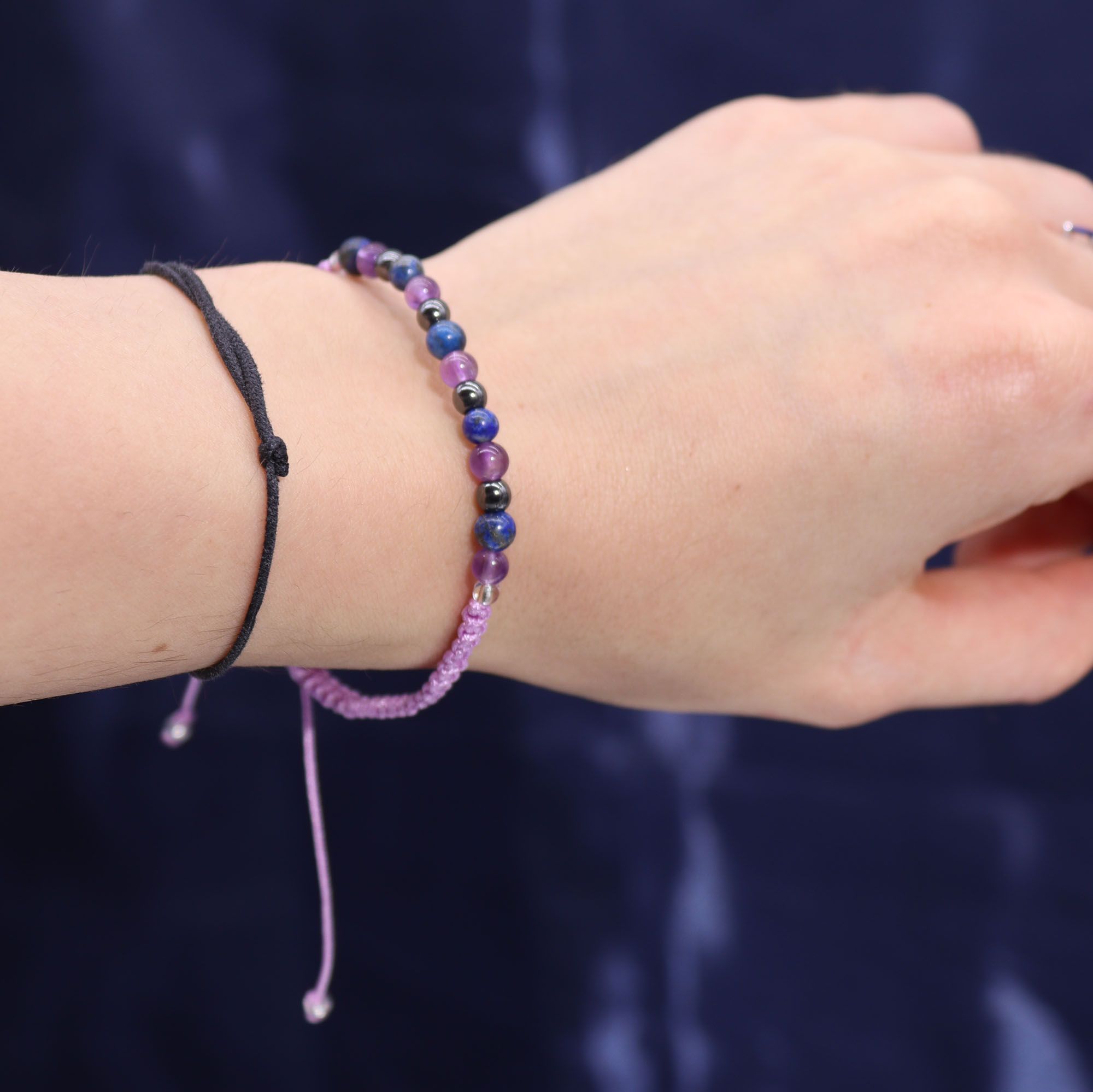 Aquarius Zodiac Crystal Candle Gift Set with Gemstone Bracelet