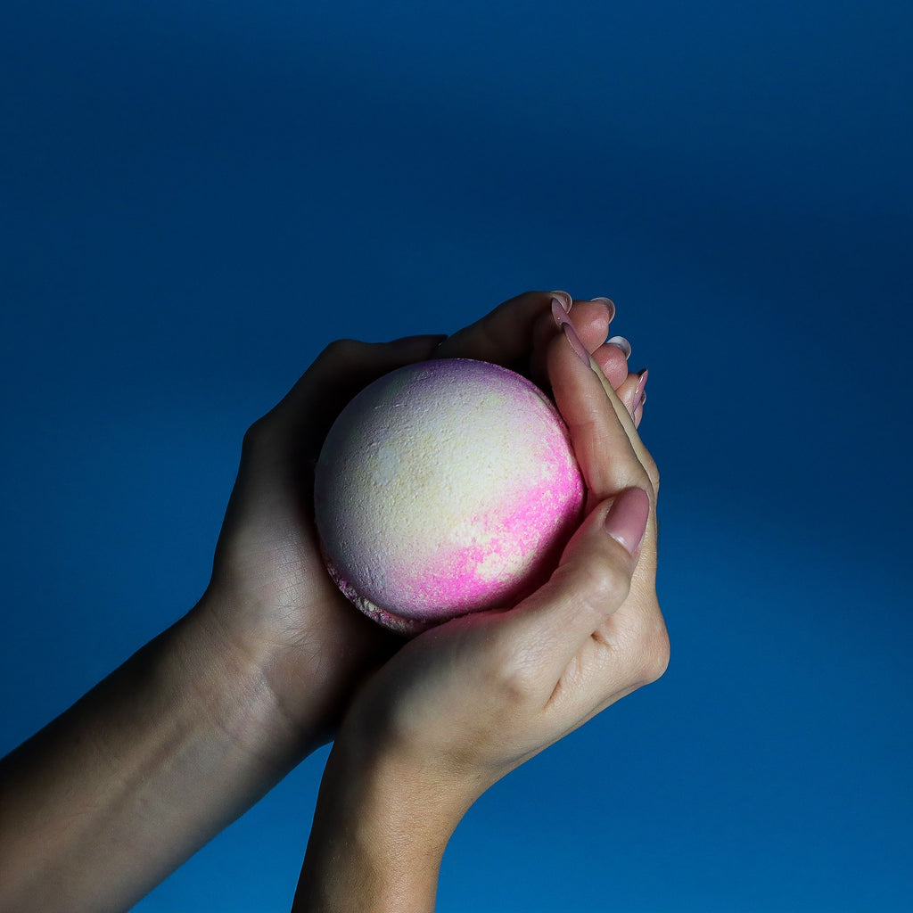 Set of 3 Pink Lemonade Bath Bombs for Vibrant Bathing Fun