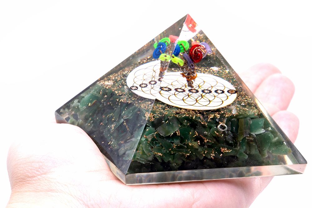 Green Acewnturine Orgonite Pyramid with Flower of Life Design