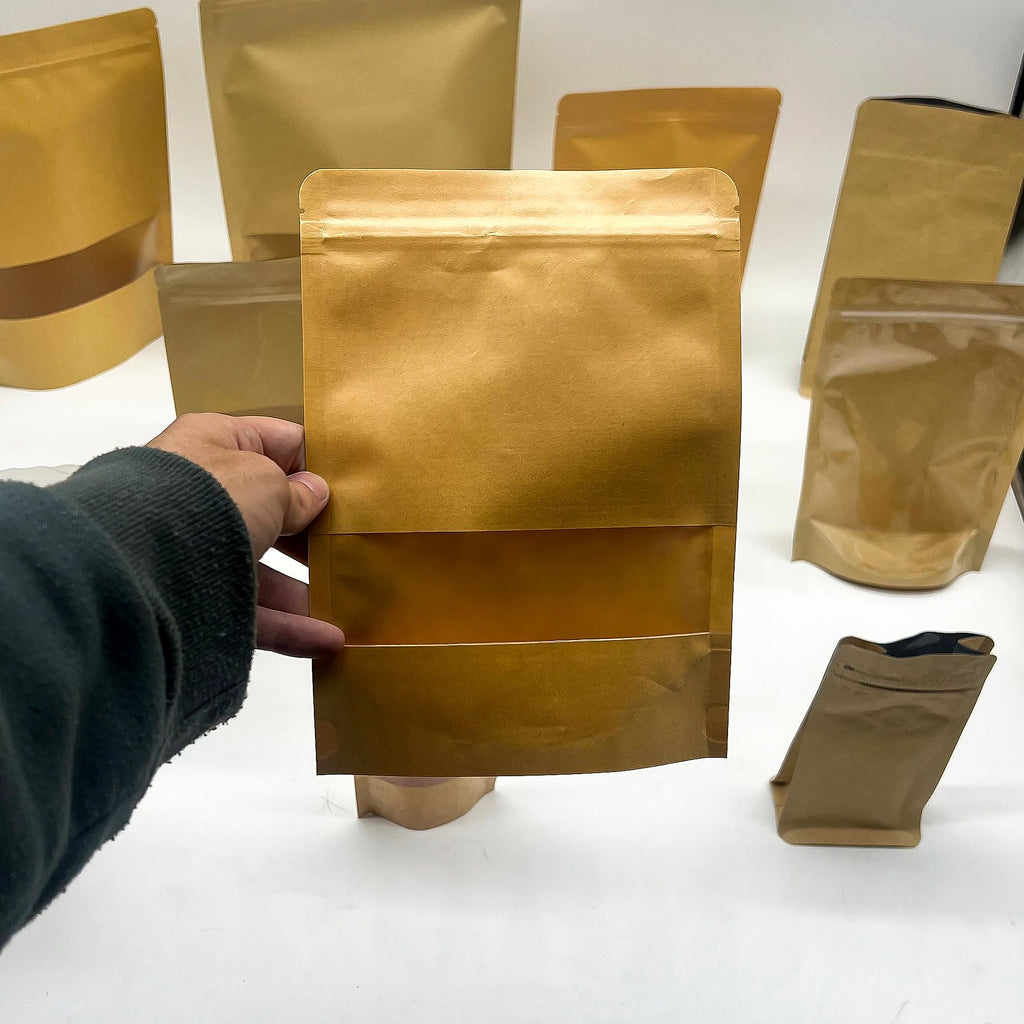 Kraft Window Bag 18x26 cm for Creative Gift Packaging Needs