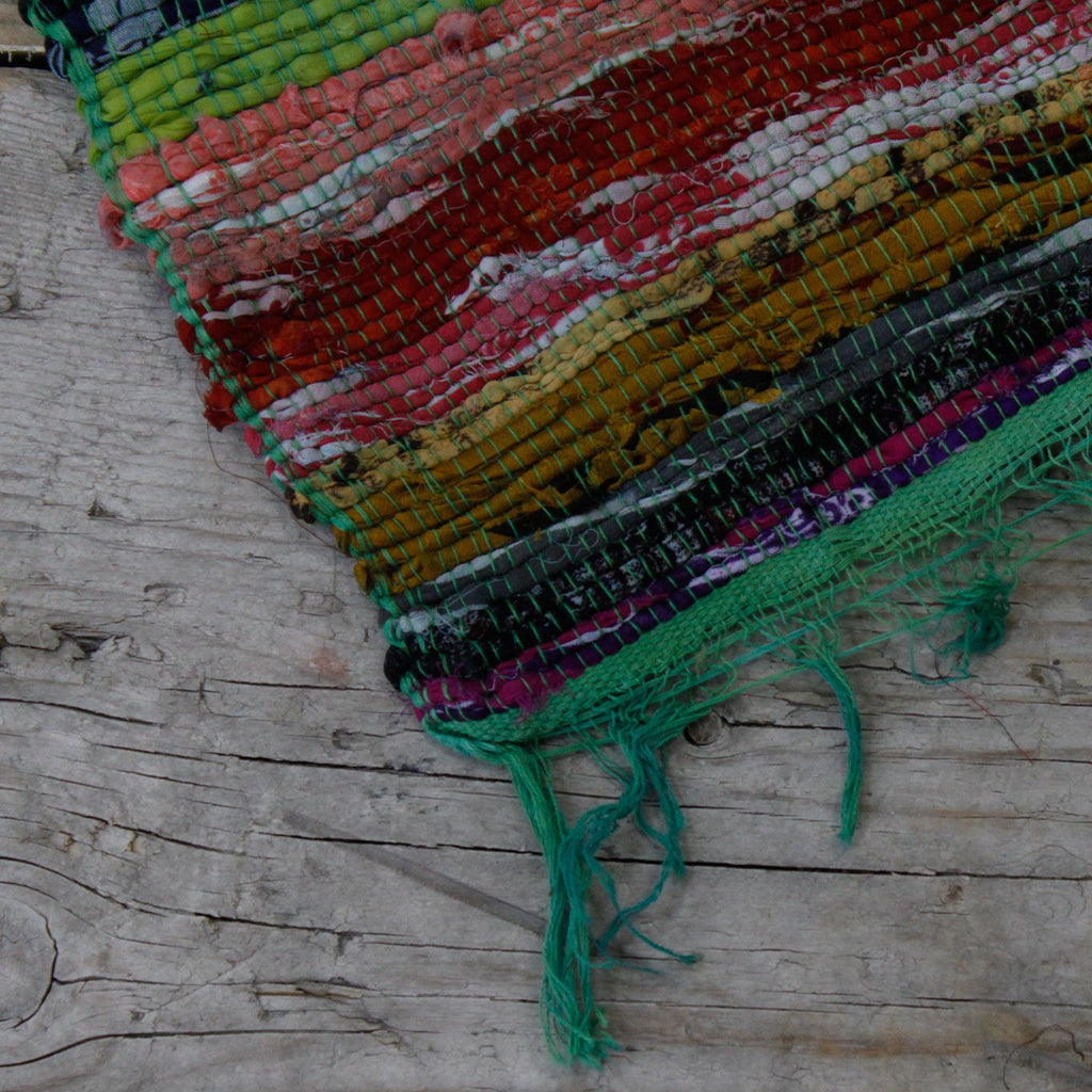 Luxury Green Rag Rug 151 x 90cm for Home Decor and Comfort