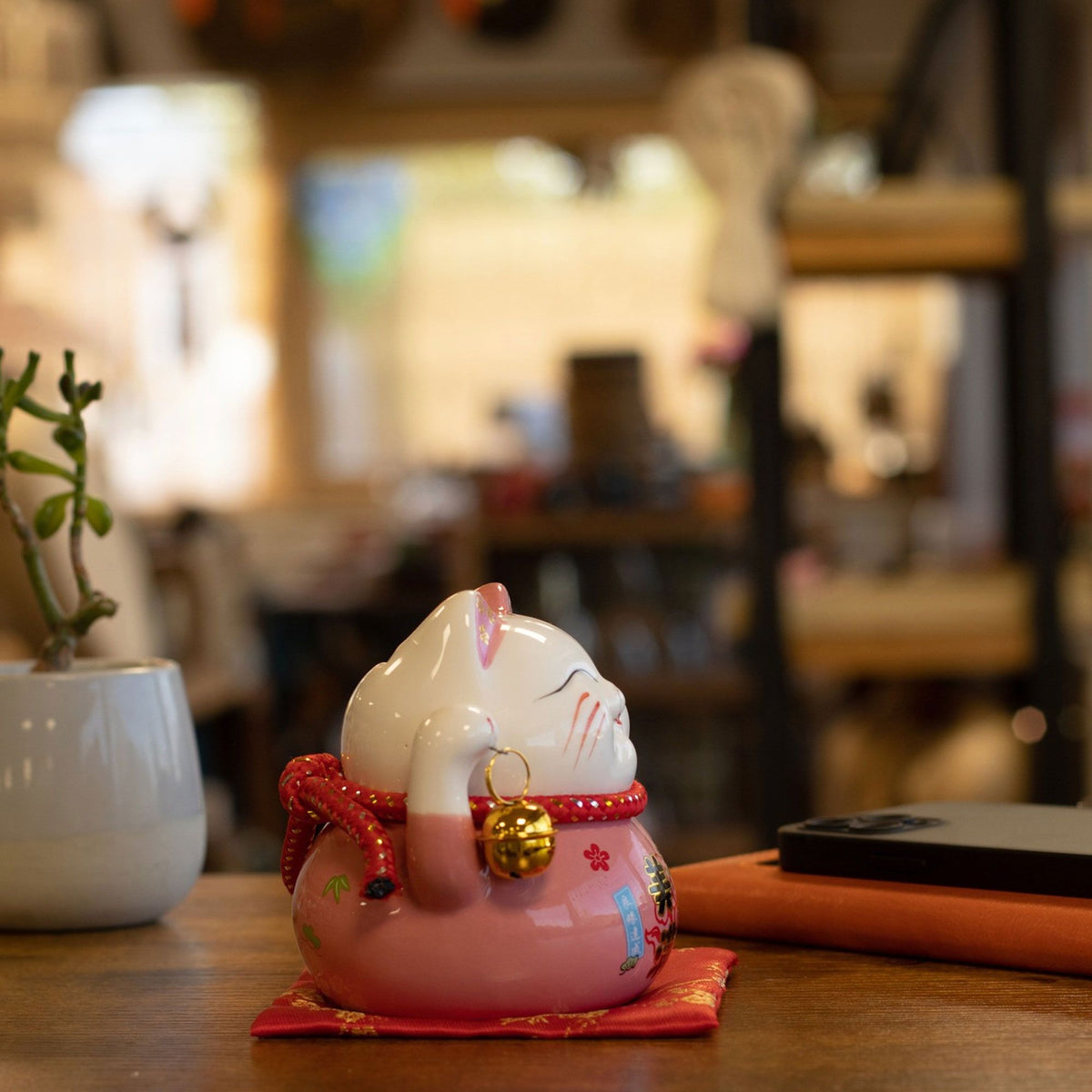 Japanese Lucky Cat Ceramic Money Box on Cushion – Pink