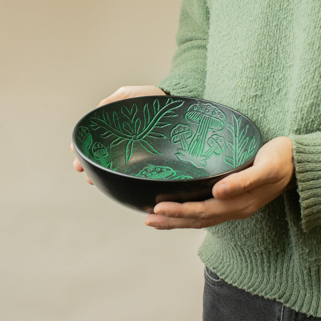 Green Aluminum Singing Bowl with Magic Mushroom Design 20cm