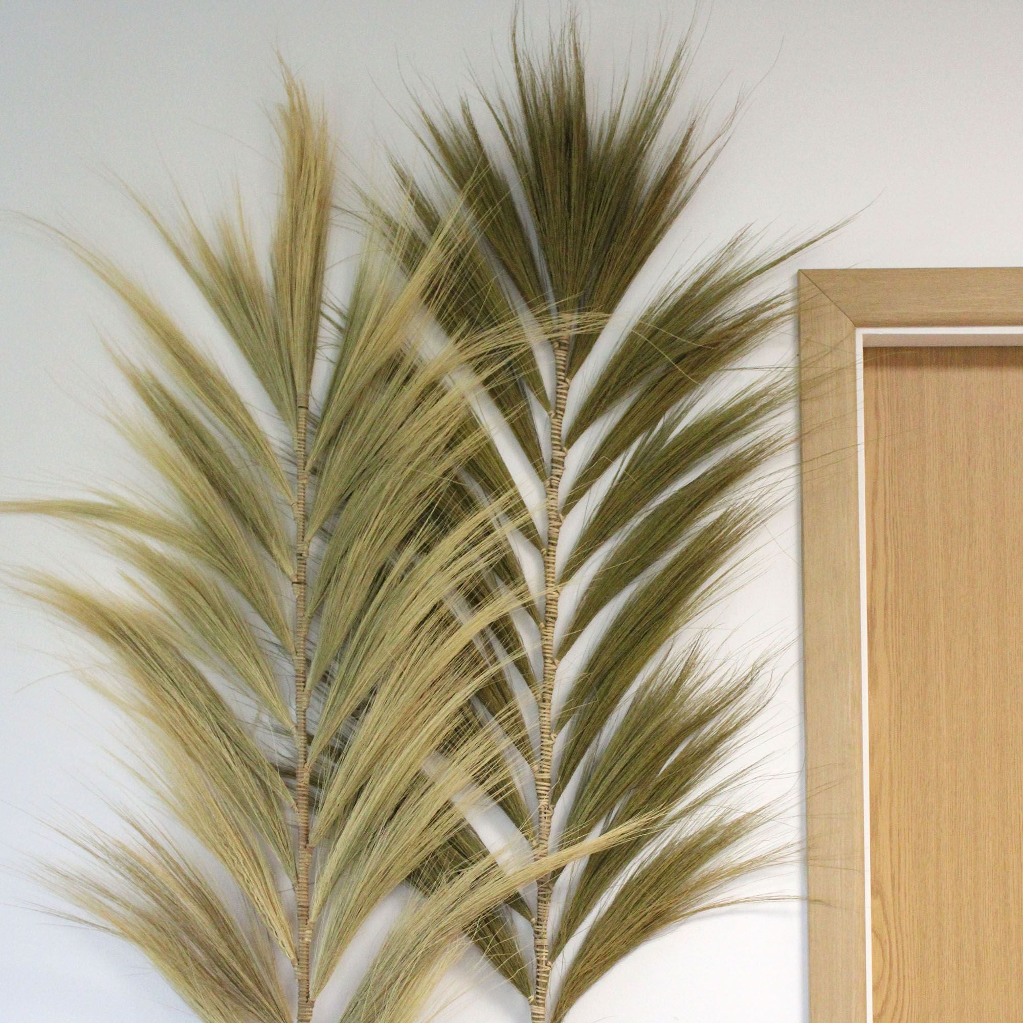 Rayung Grass Natural 2m Versatile Decorative Grass for Home Use