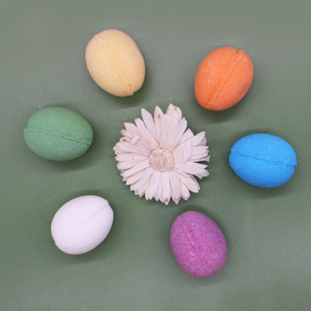 6 Coconut Bath Eggs in a Tray for an Enjoyable Bath Time Experience