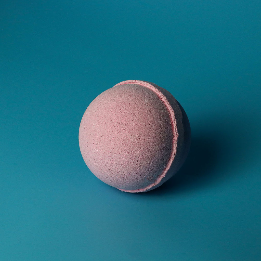 Set of 3 Very Berry Bath Bombs for a Colourful Bath Experience