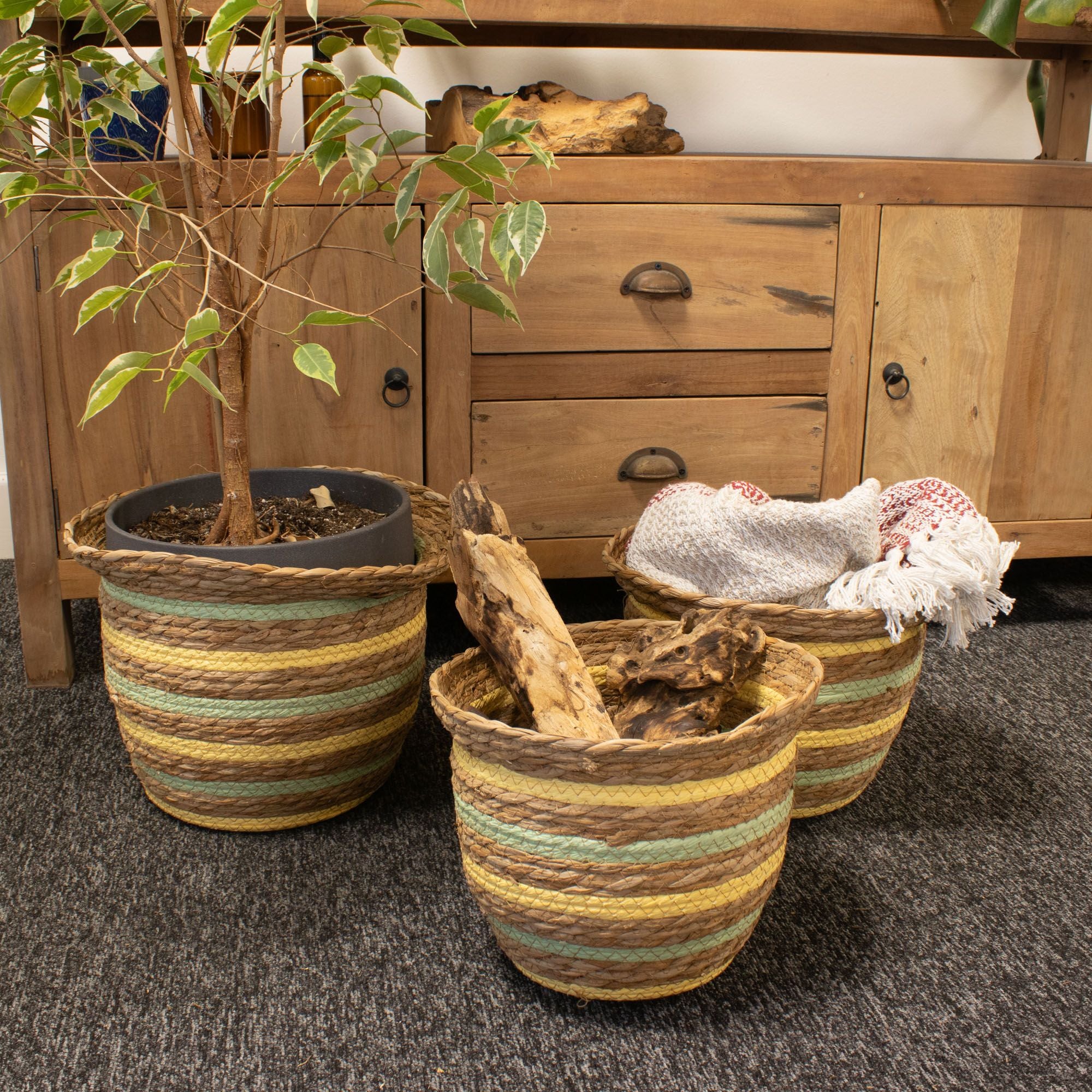Seagrass & Straw Vase Shaped Baskets Set of 3 in Yellow & Green