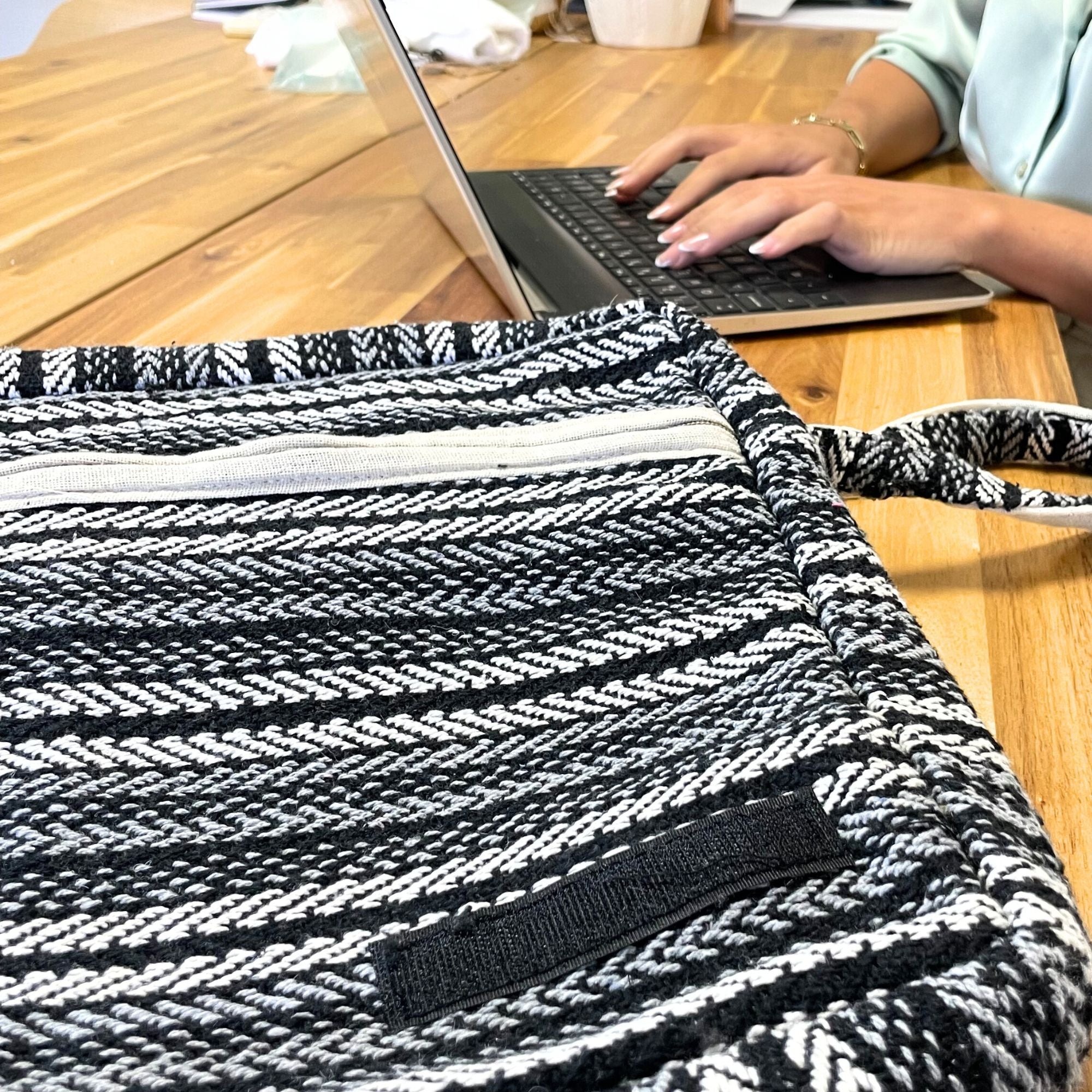 Soft Banjar Laptop Bag in Grey Strips for Stylish Protection