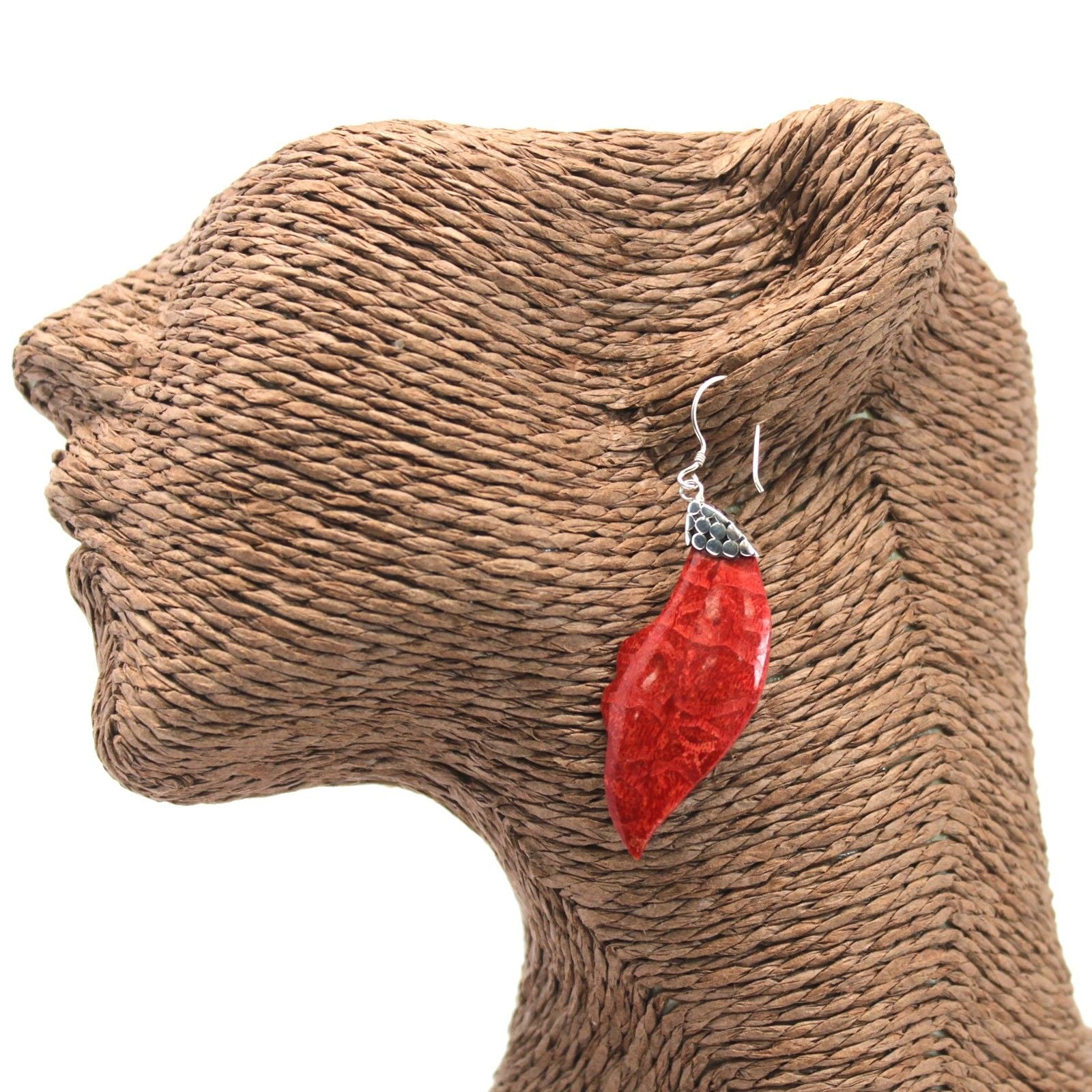 925 Silver Leaf Drop Earrings with Elegant Design for Gifting