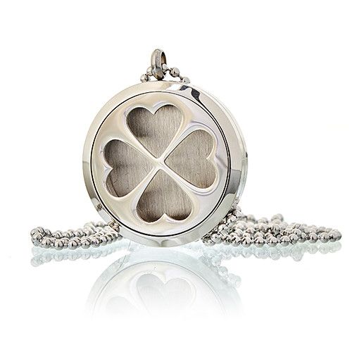 Aromatherapy Diffuser Necklace with Four Leaf Clover Design 30mm