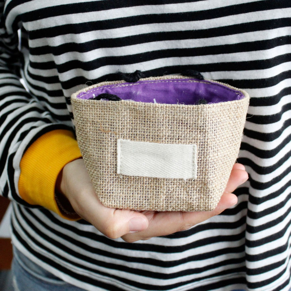 Natural Jute Cotton Gift Bag with Black Lining for Stylish Gifting