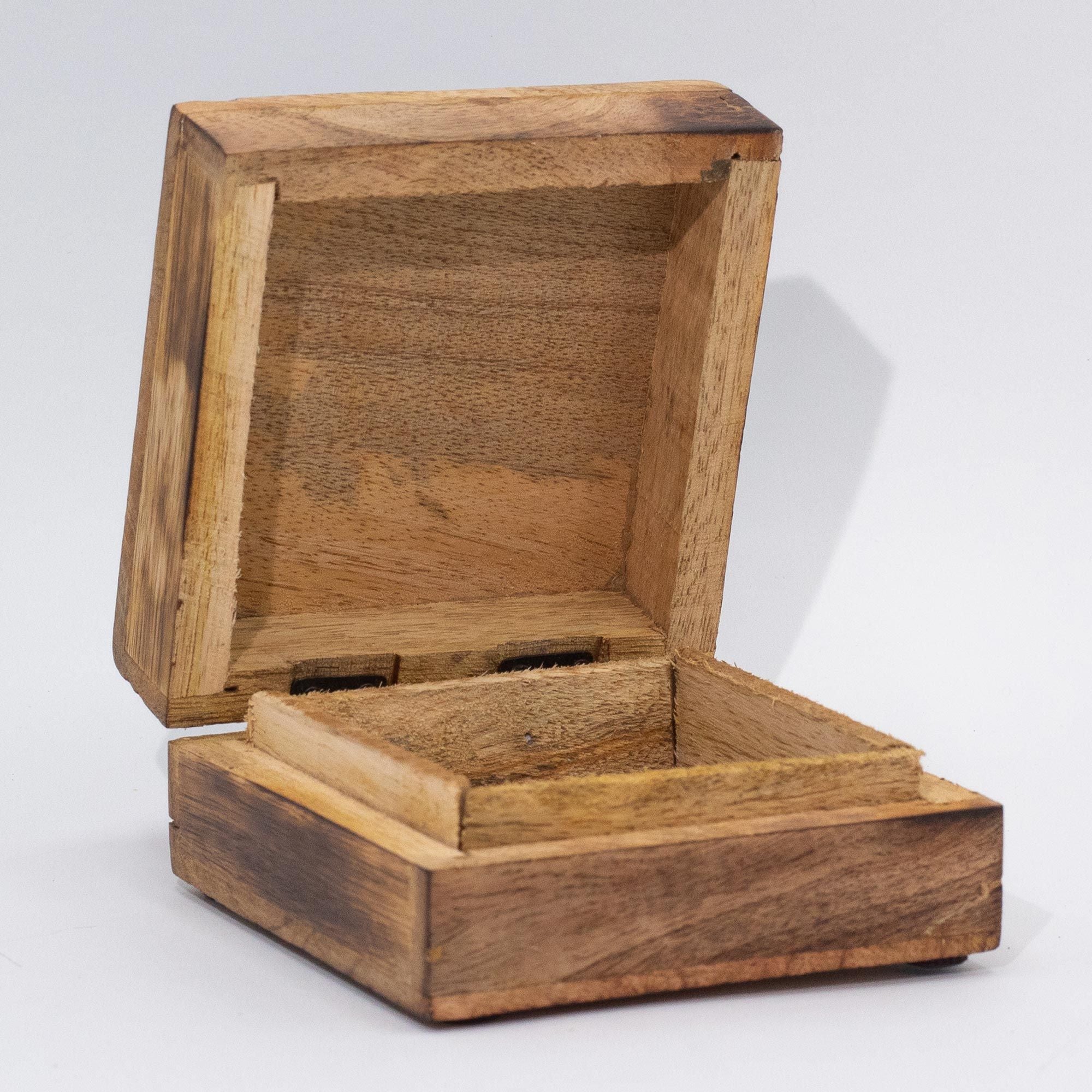 Hop Hare Big Enameled Square Box Featuring The Sun Design