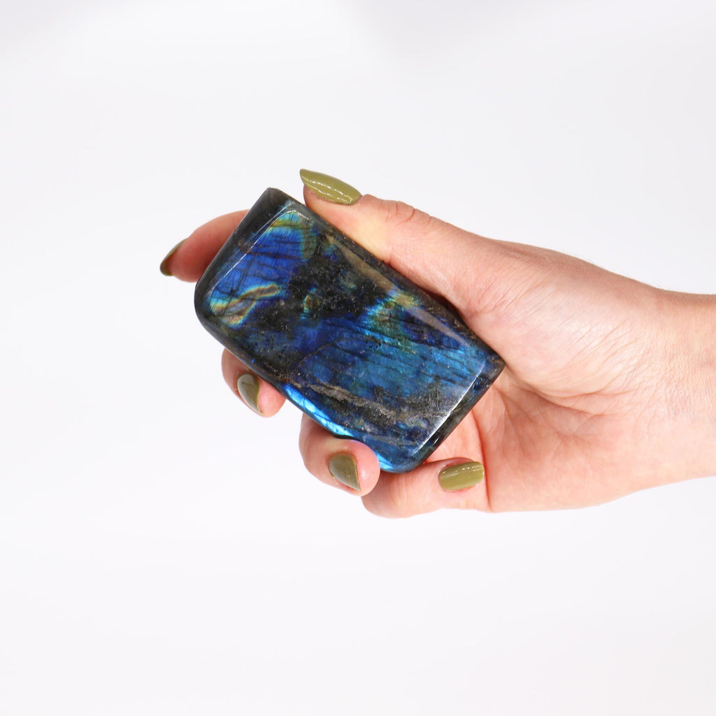 Madagascar Labradorite Medium Stone with Iridescent Colours