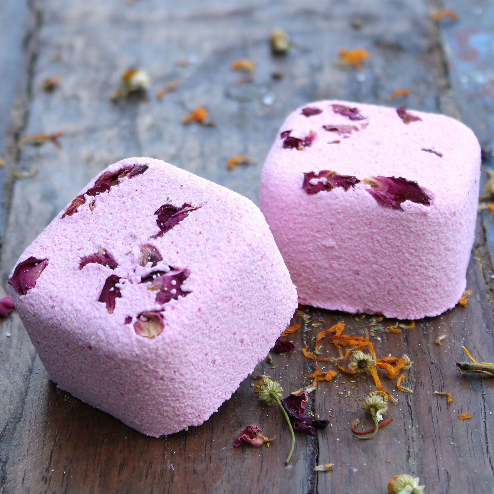 Set of 6 Aromatherapy Shower Steamers for a Steamy Shower Escape