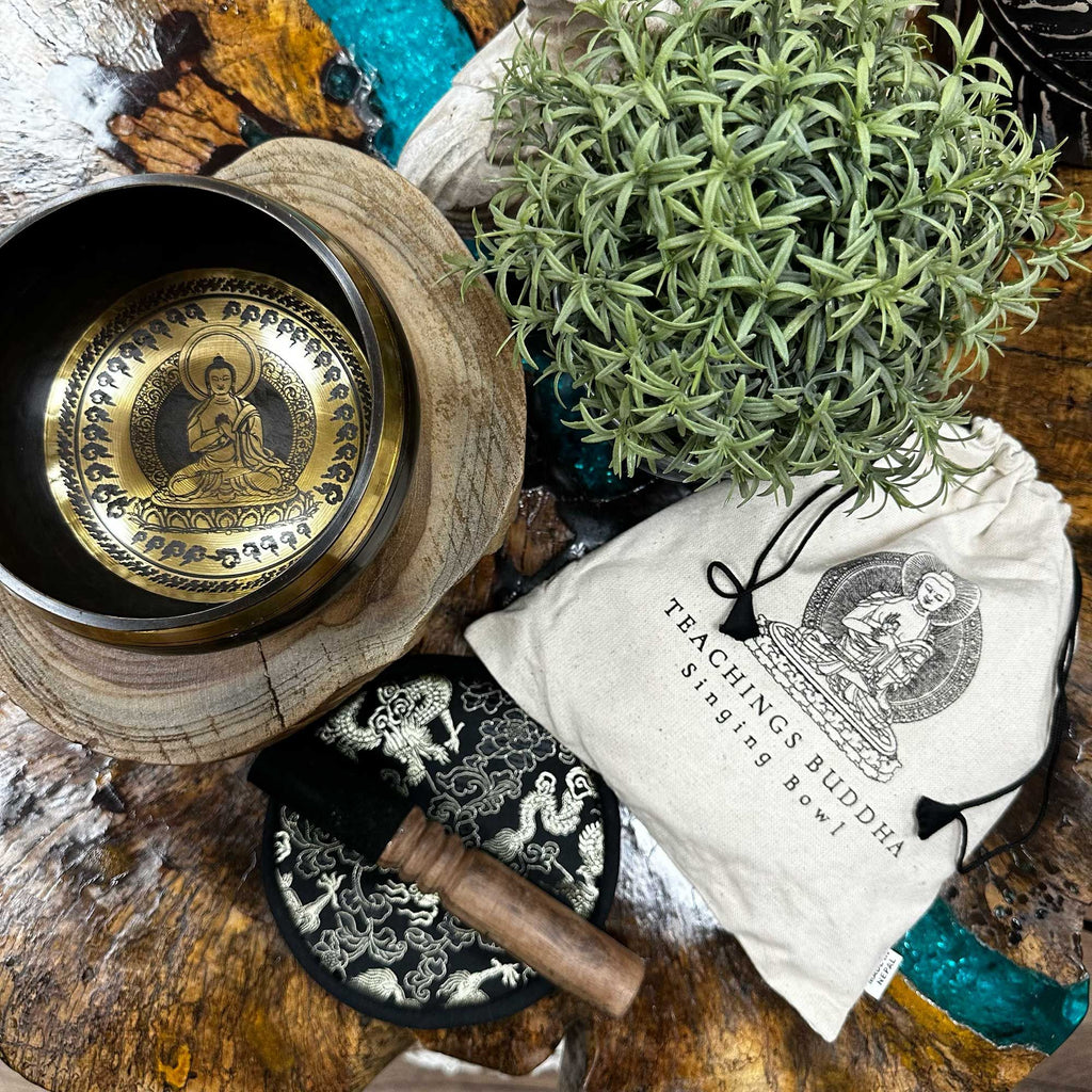 Hand Beaten Engraved Singing Bowl Gift Set 14cm with Buddha Design