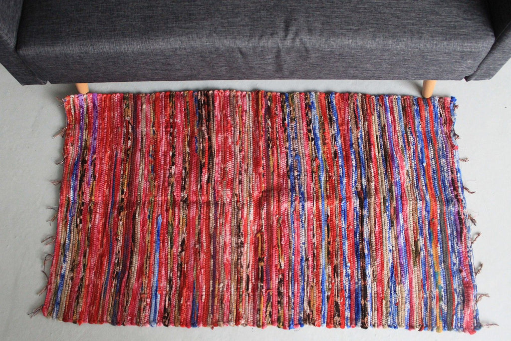 Medium Velvet Rug 128x75cm for Vibrant Home Comfort and Style
