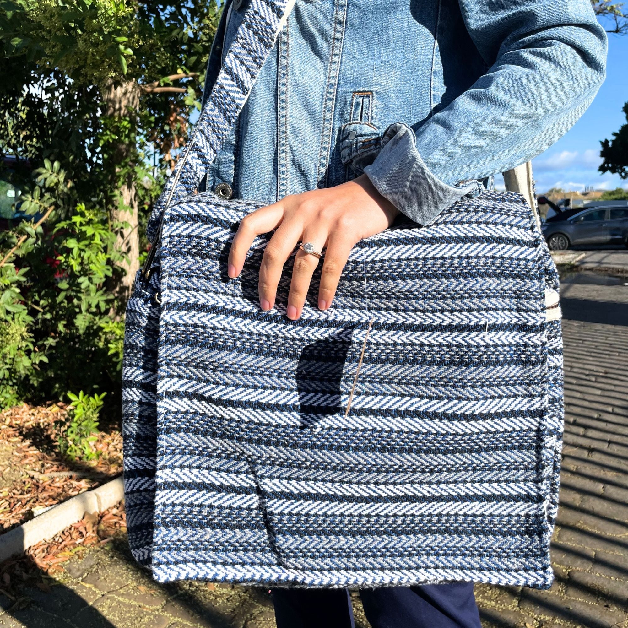 Soft Banjar Laptop Bag in Blue Strips for Modern Protection