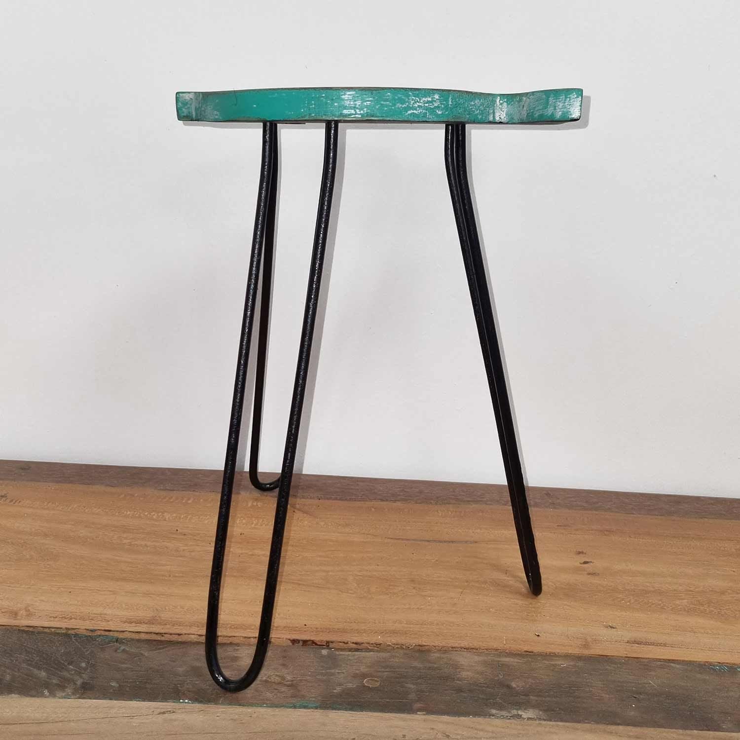 Albasia Wood Fish Stand in Turquoise for Plant Display
