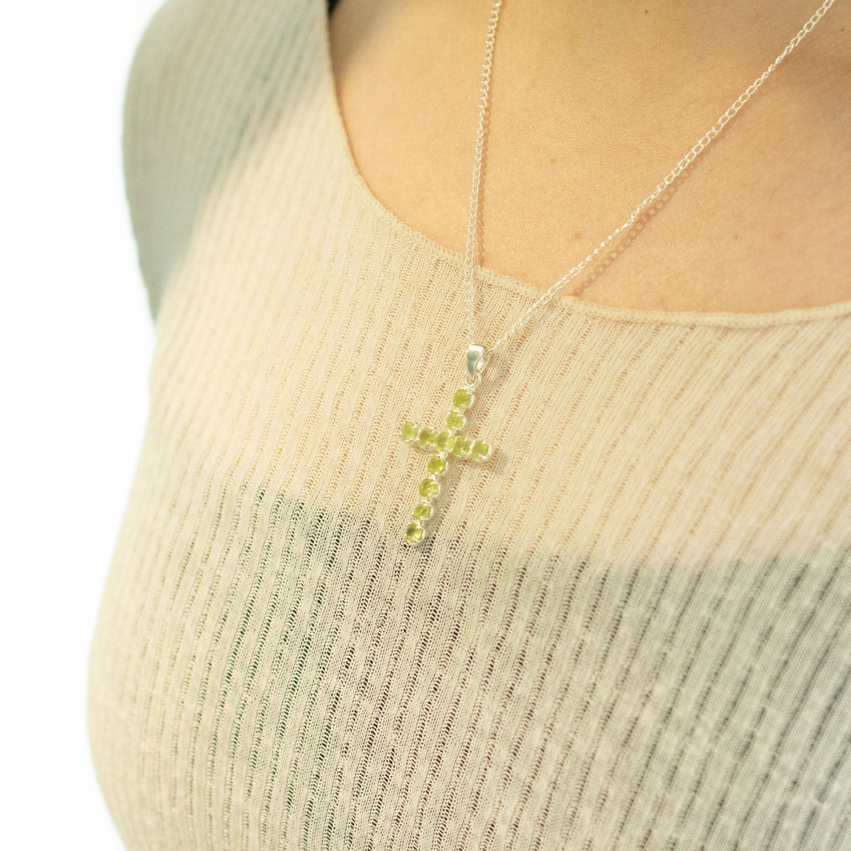 Indian Devotional Pendant - Silver Plated (45cm Chain)- Peridot Crucifix