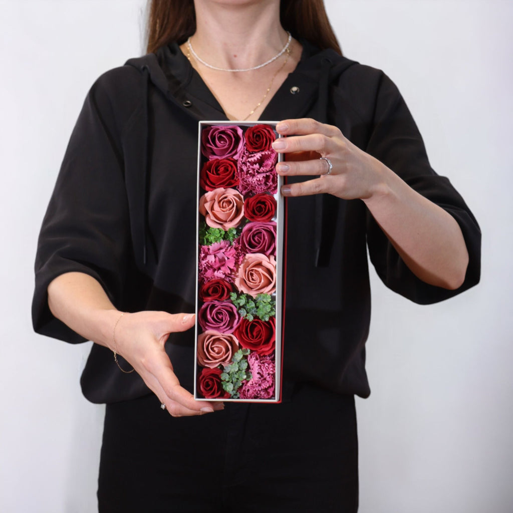 Long Box Vintage Roses Soap Flowers Gift Box for Elegant Gifting