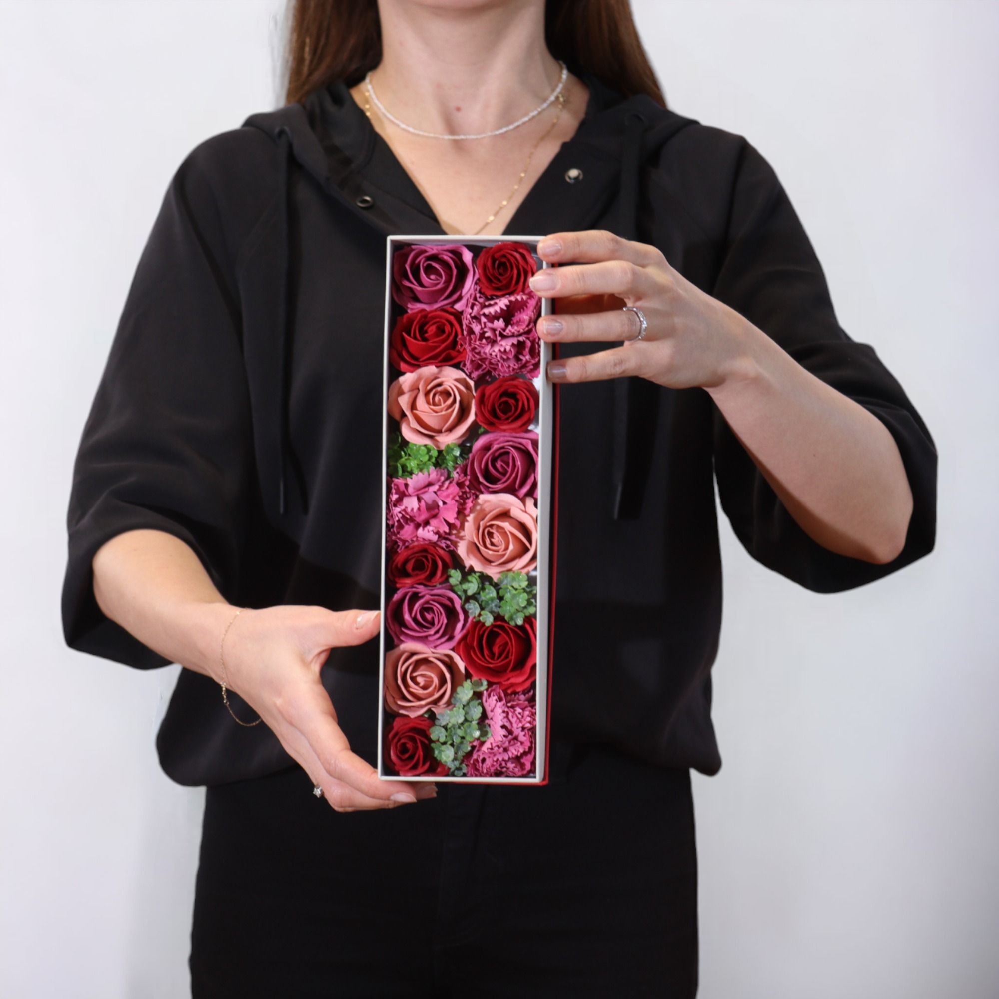 Long Box Vintage Roses Soap Flowers Gift Box for Elegant Gifting