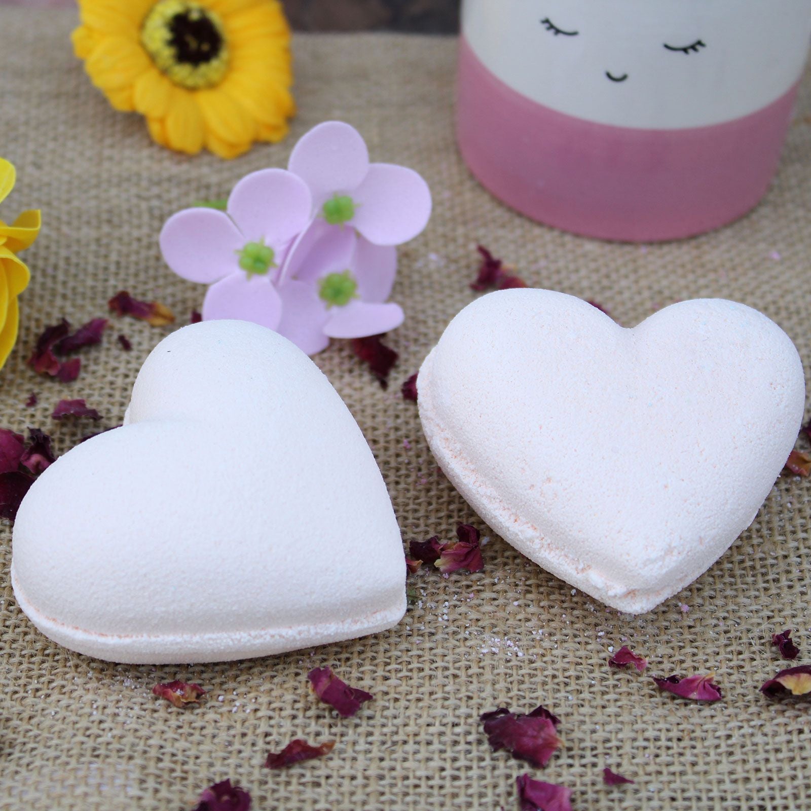 Love Heart Bath Bomb 70g with Passion Fruit Fragrance