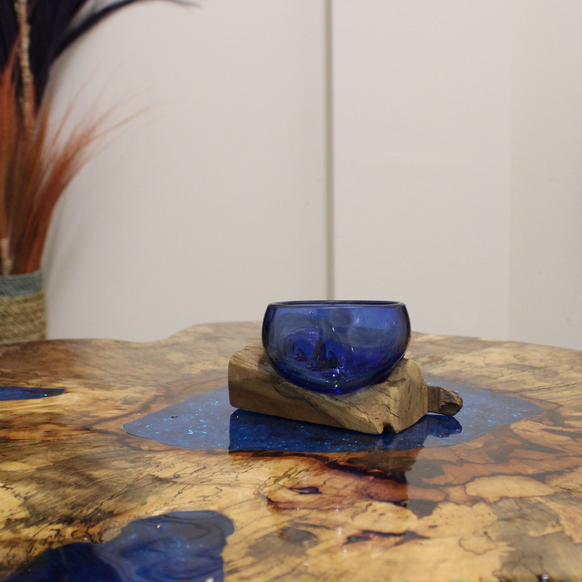 Tamarind and Resin Coffee Table in Sky Blue for Unique Interiors