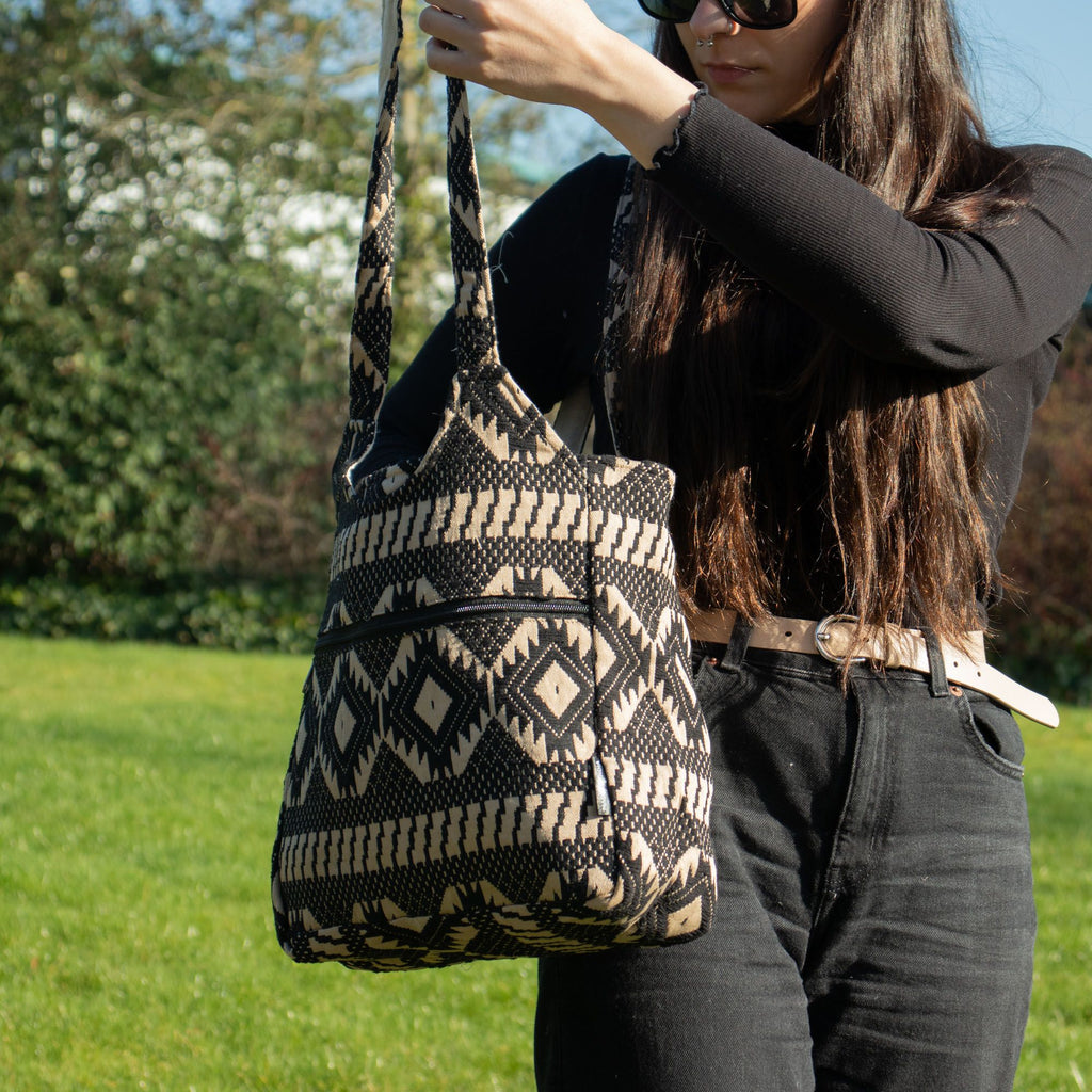 Nomad Sari Jacquard Natural Wander Muse Bag in Desert Loom Style