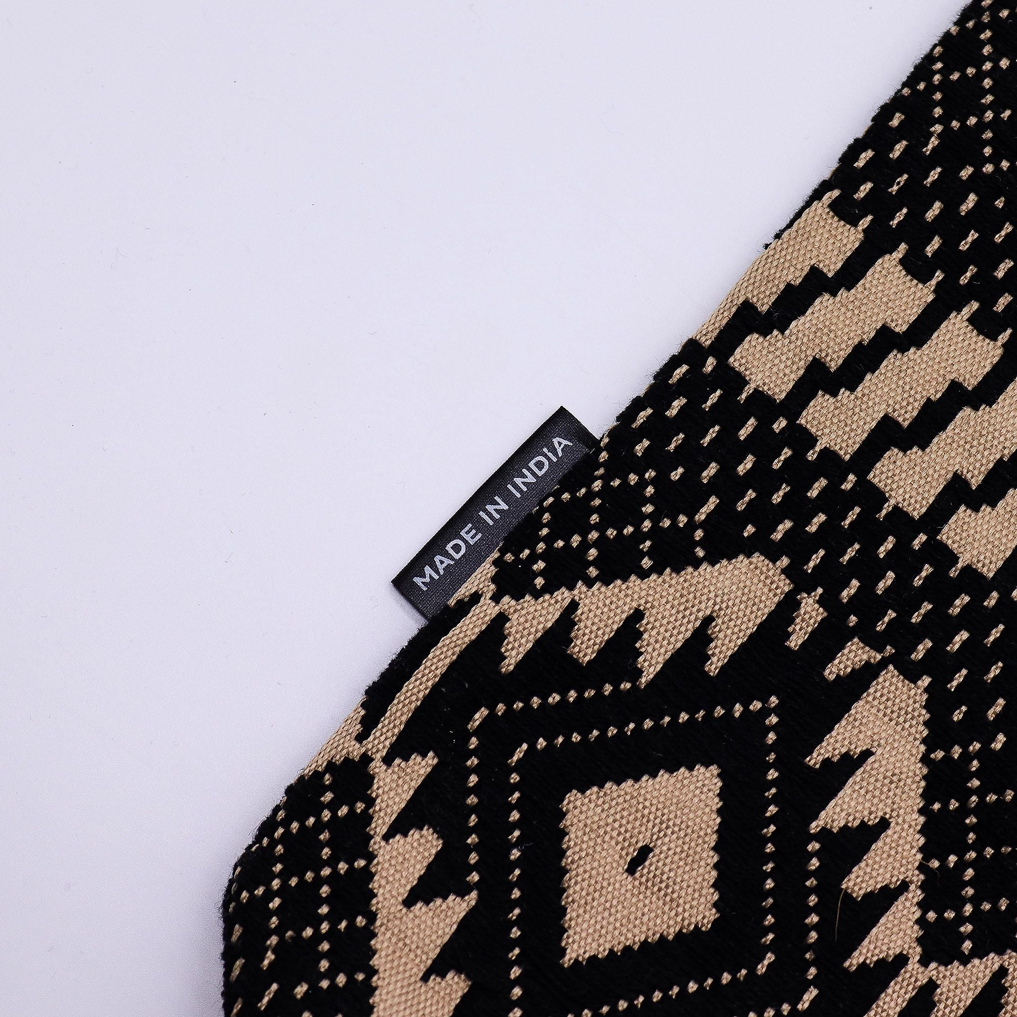 Nomad Sari Jacquard Natural Carryall Bag in Desert Loom Style