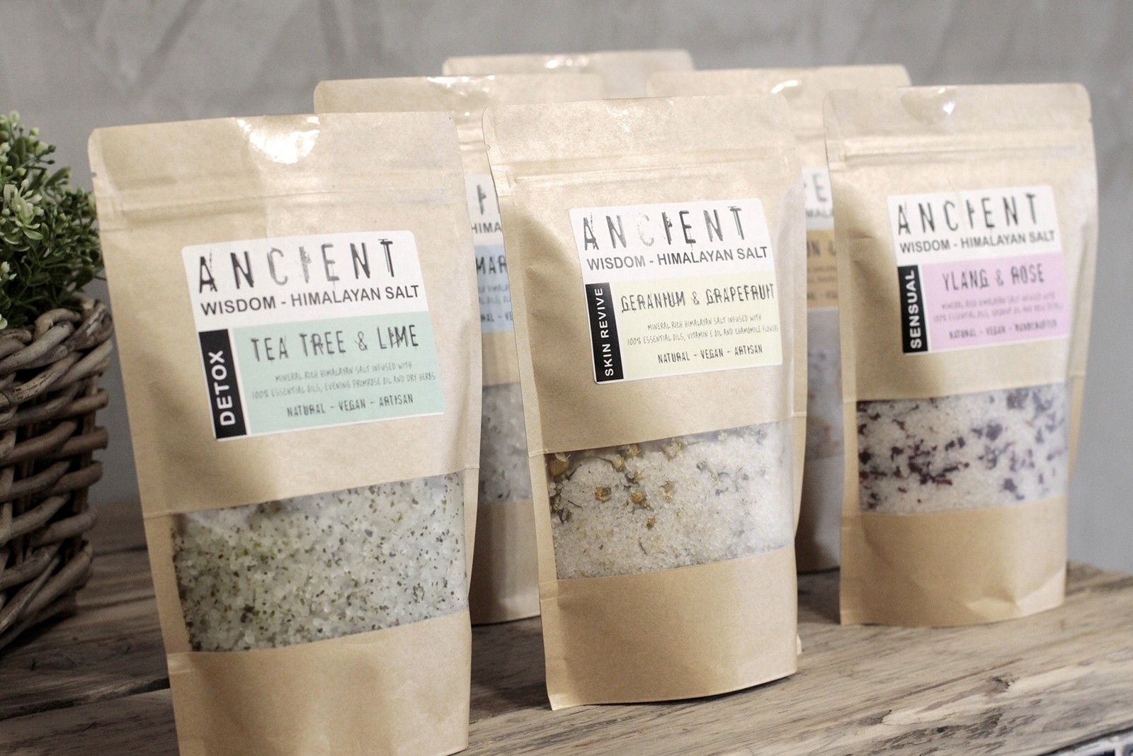 Himalayan Bath Salt Blend 500g with Energising Essential Oils