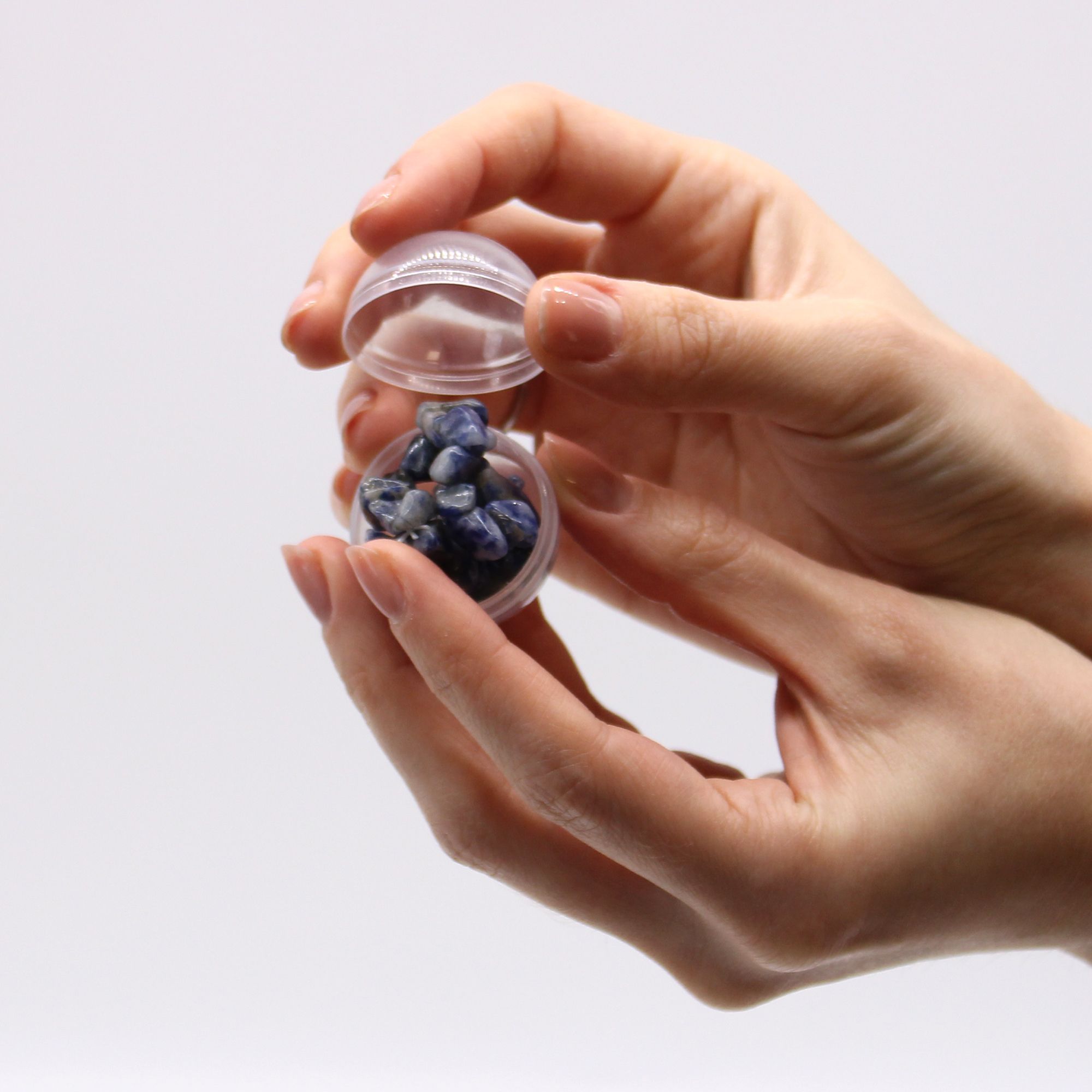 Sodalite Gem Bracelet Bath Bomb with Sandalwood Fragrance
