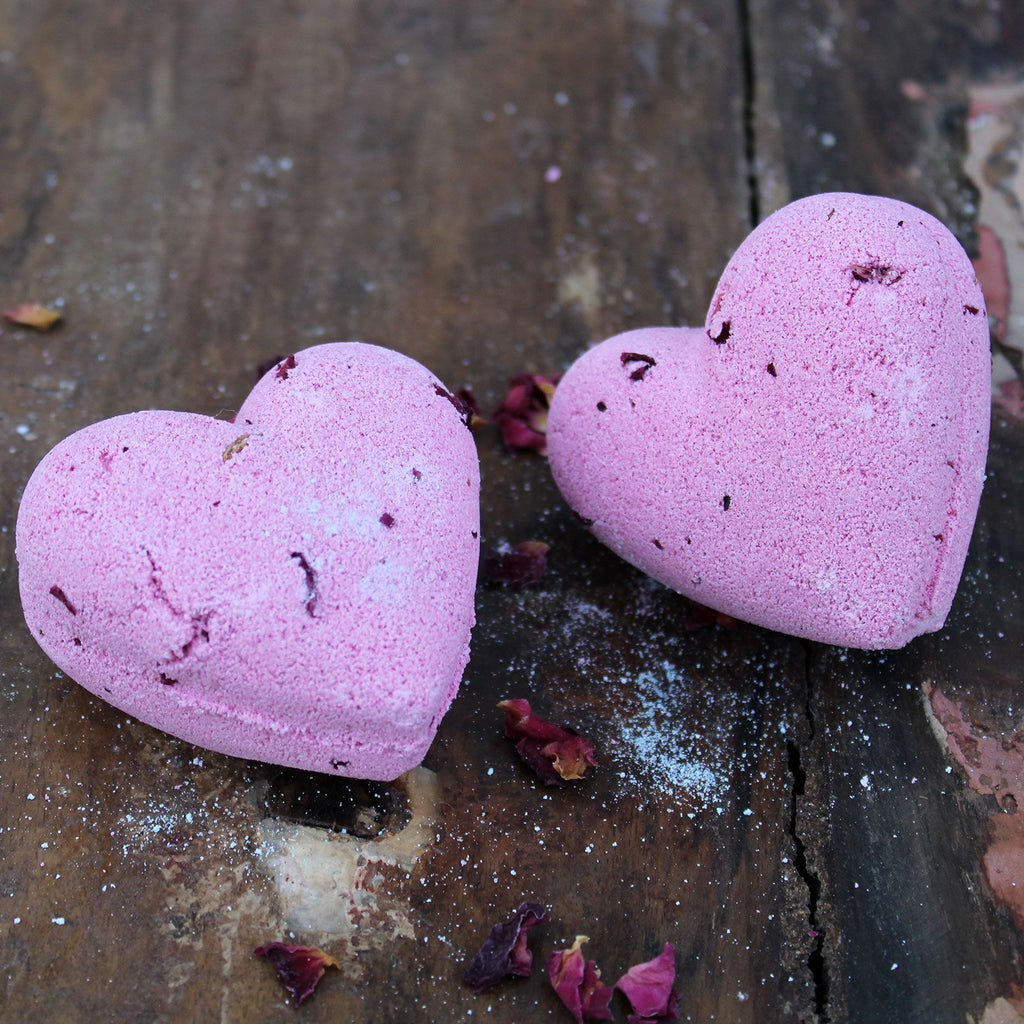 Love Heart Bath Bomb 70g with Ylang & Rose Fragrance