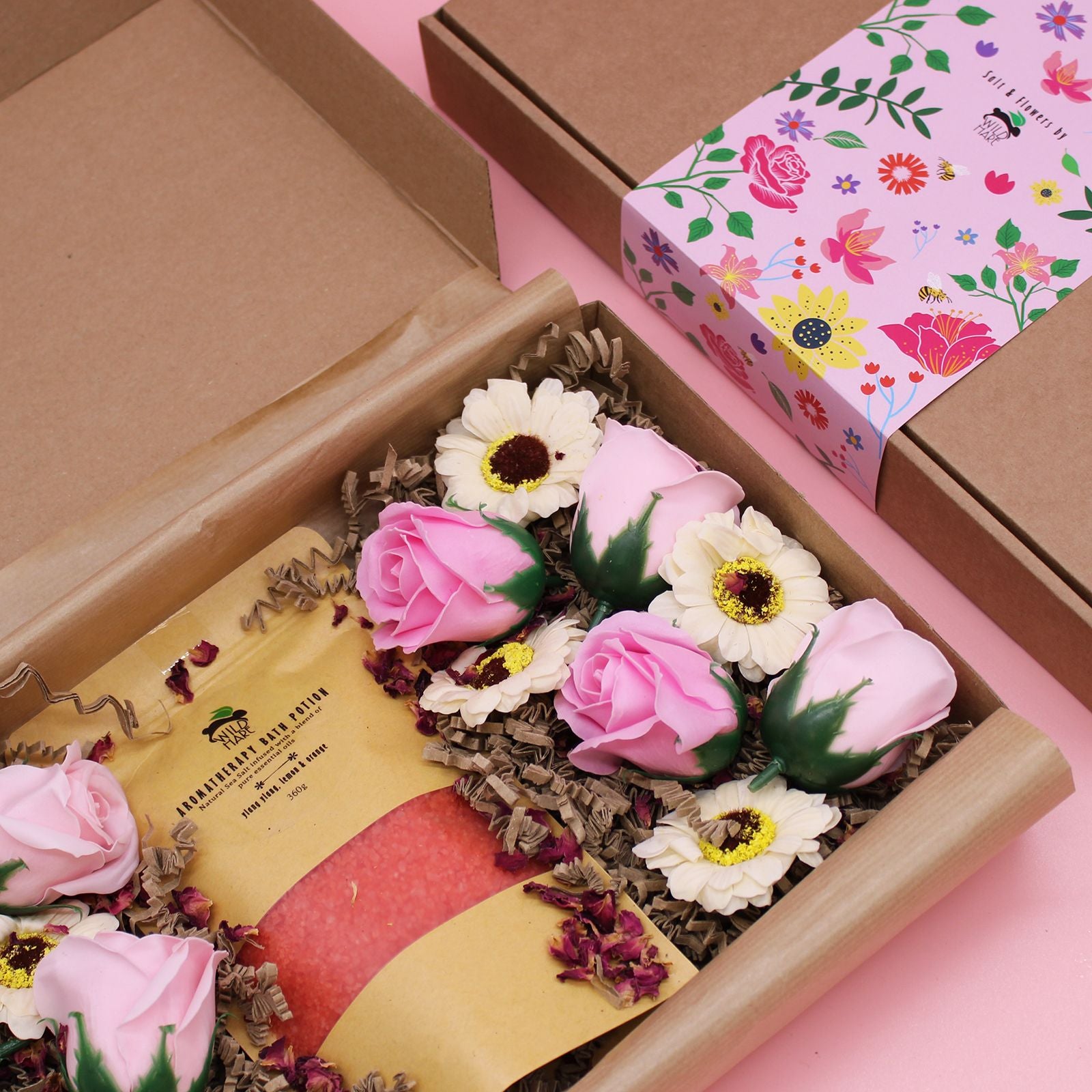 Salt Soak Set Passion with Aromatic Bath Salts and Soap Flowers