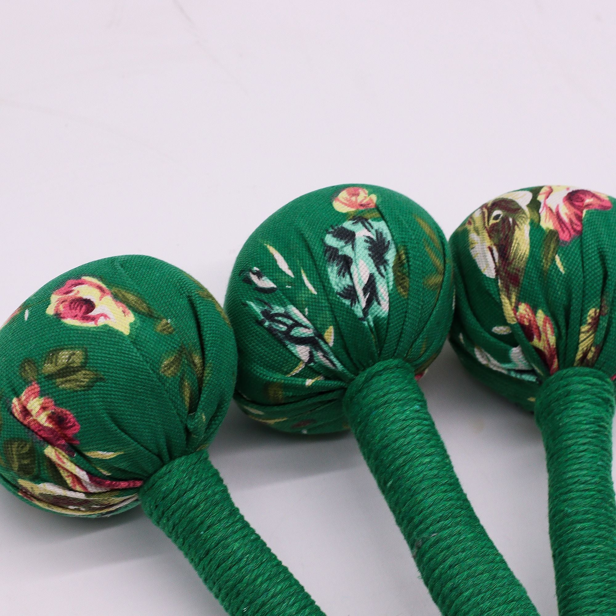 Green Wormwood Massage Hammer for Relaxation and Comfort Therapy
