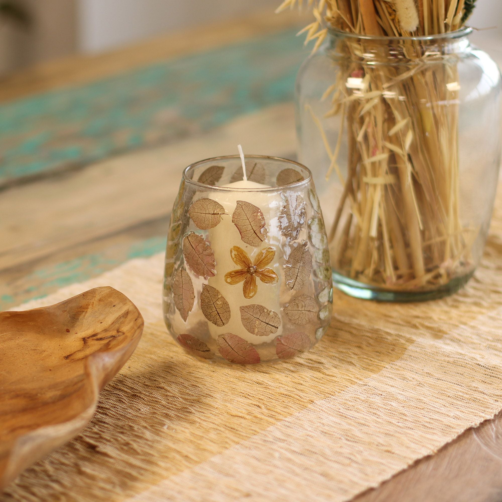 Natural Floral Glass Candle Holder Primavera for Home Decor