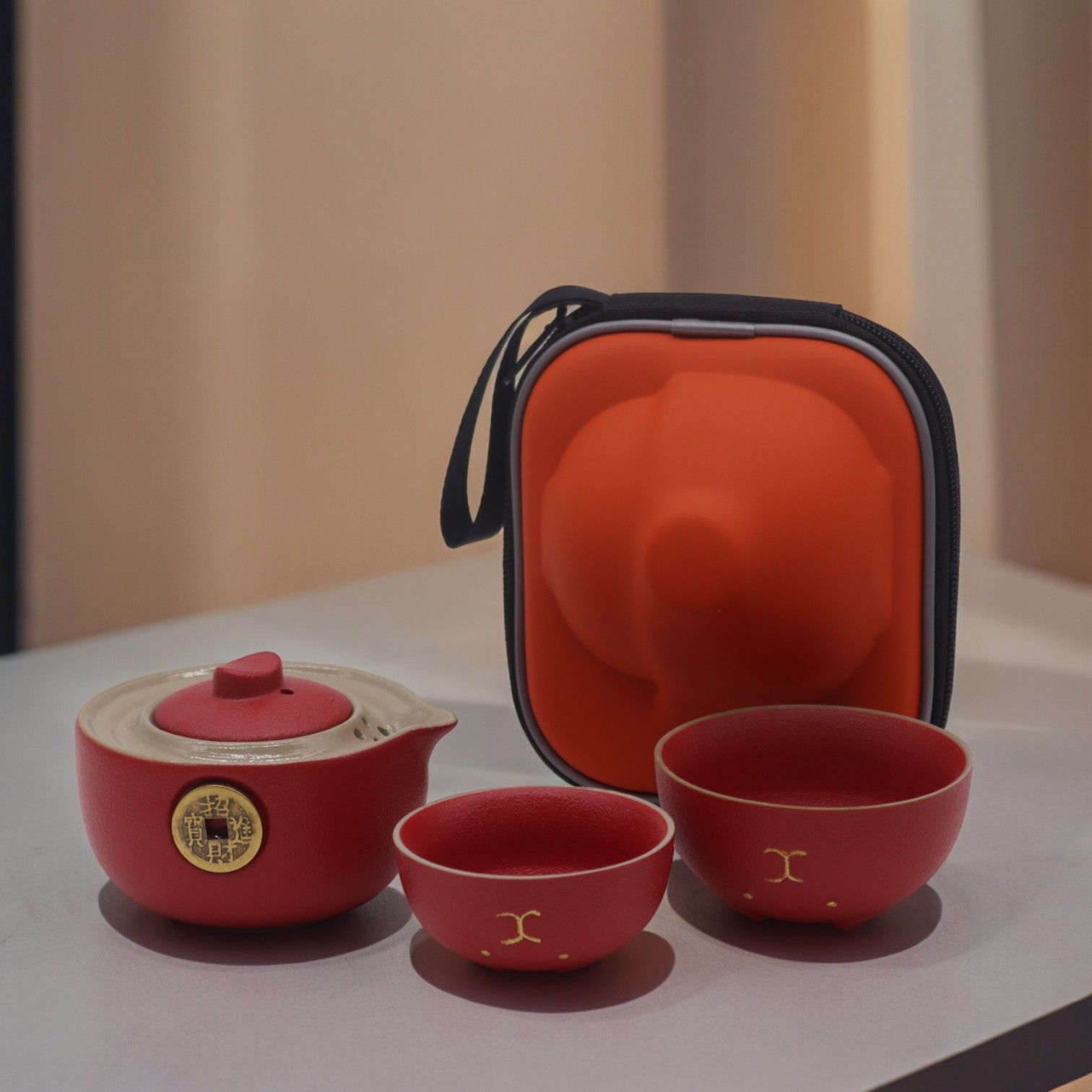 Money Cat Teapot Set with Two Cups and Travel Case in Red