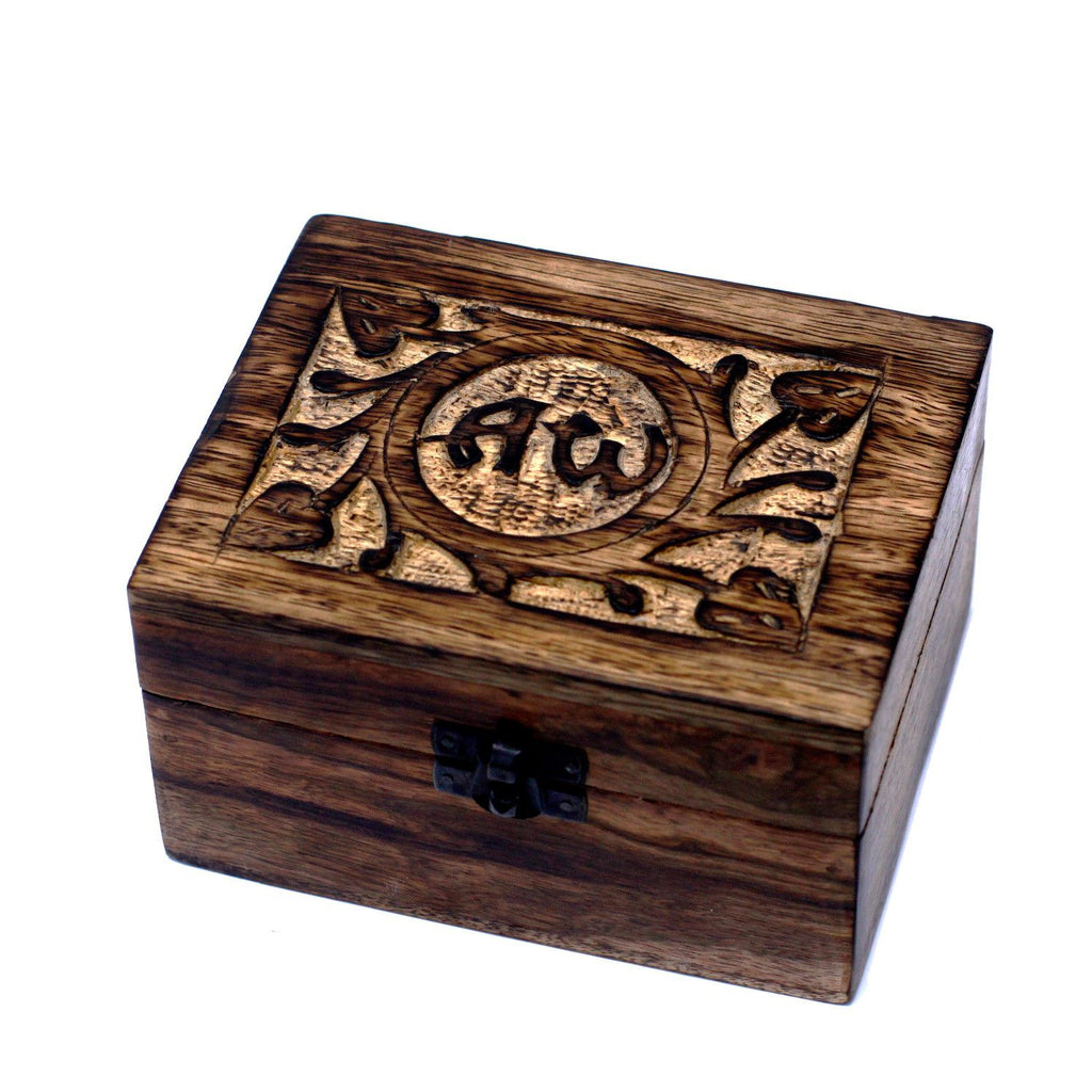 Mango Aromatherapy Box for 12 Essential Oil Bottles with Carvings