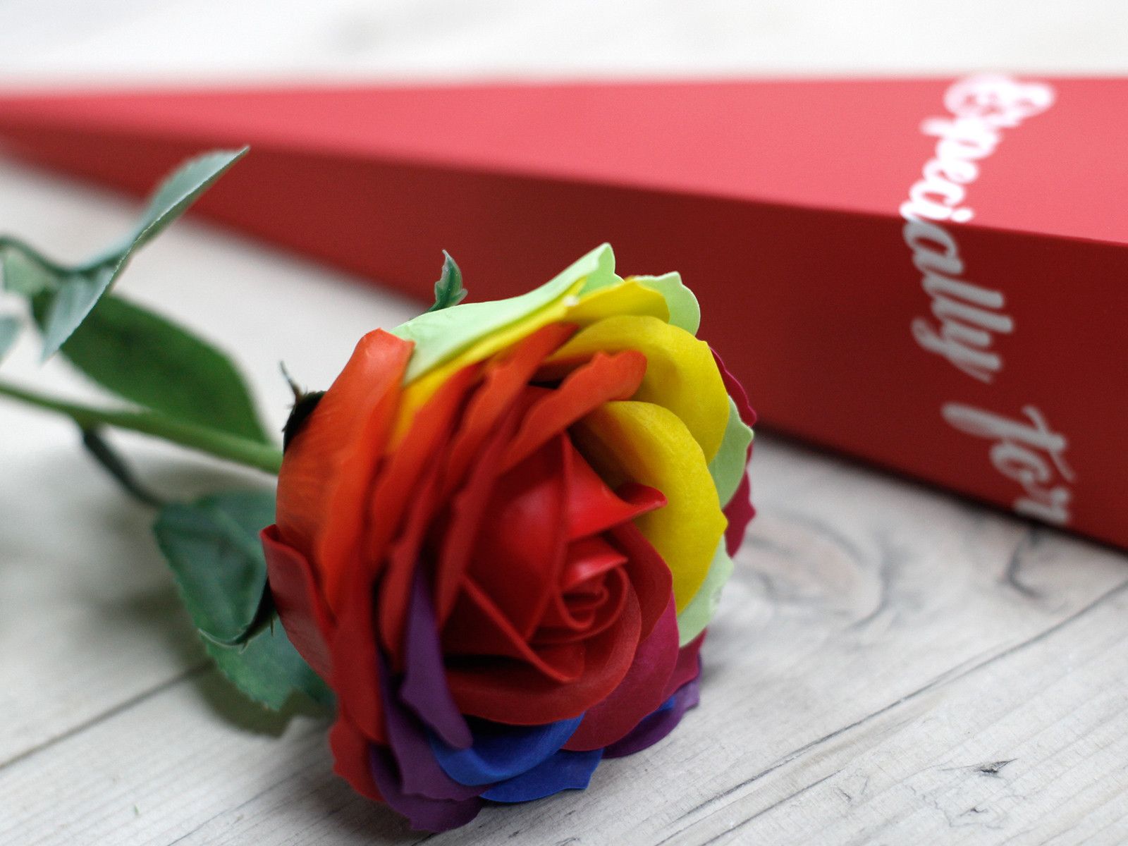 Luxury Soap Flower Rainbow for Relaxing Baths and Gifts