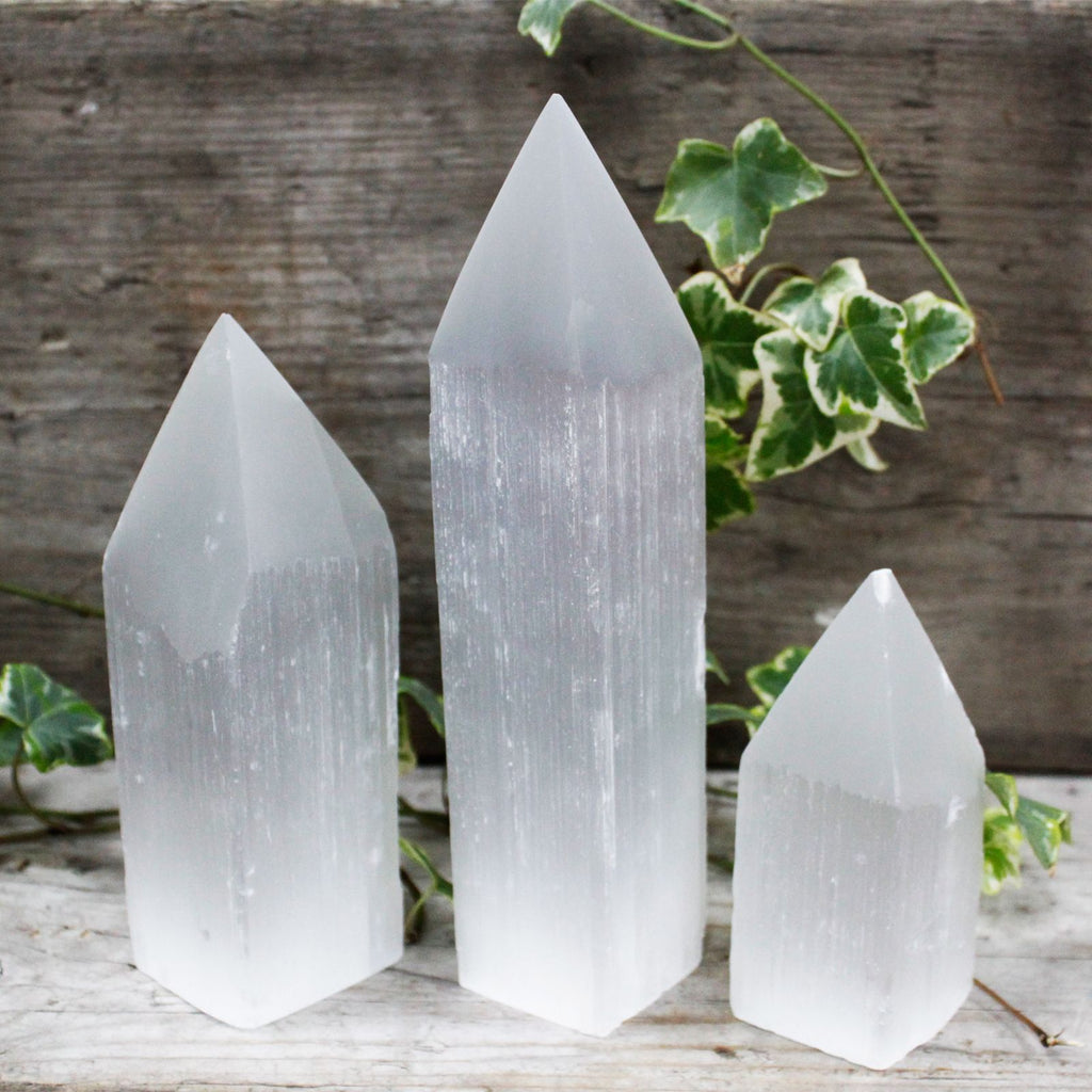 Selenite Pencil Point Tower Unique 20 cm Crystal Home Decor Piece
