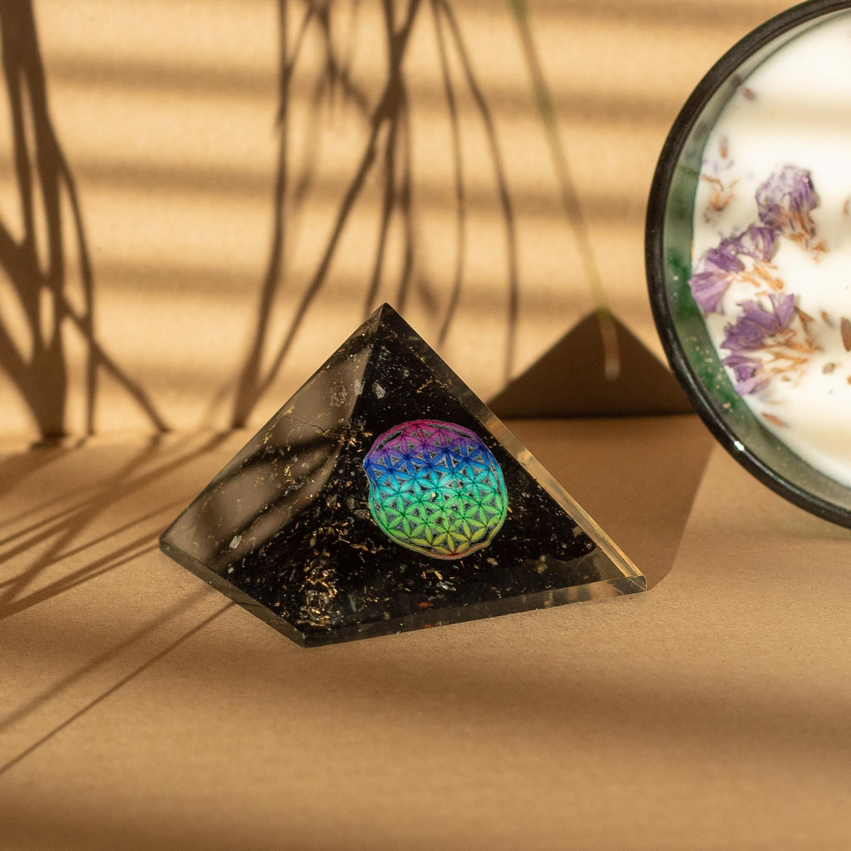 Small Organite Pyramid 5.5x4.5cm - Flower of Life - Black Tormaline Chips
